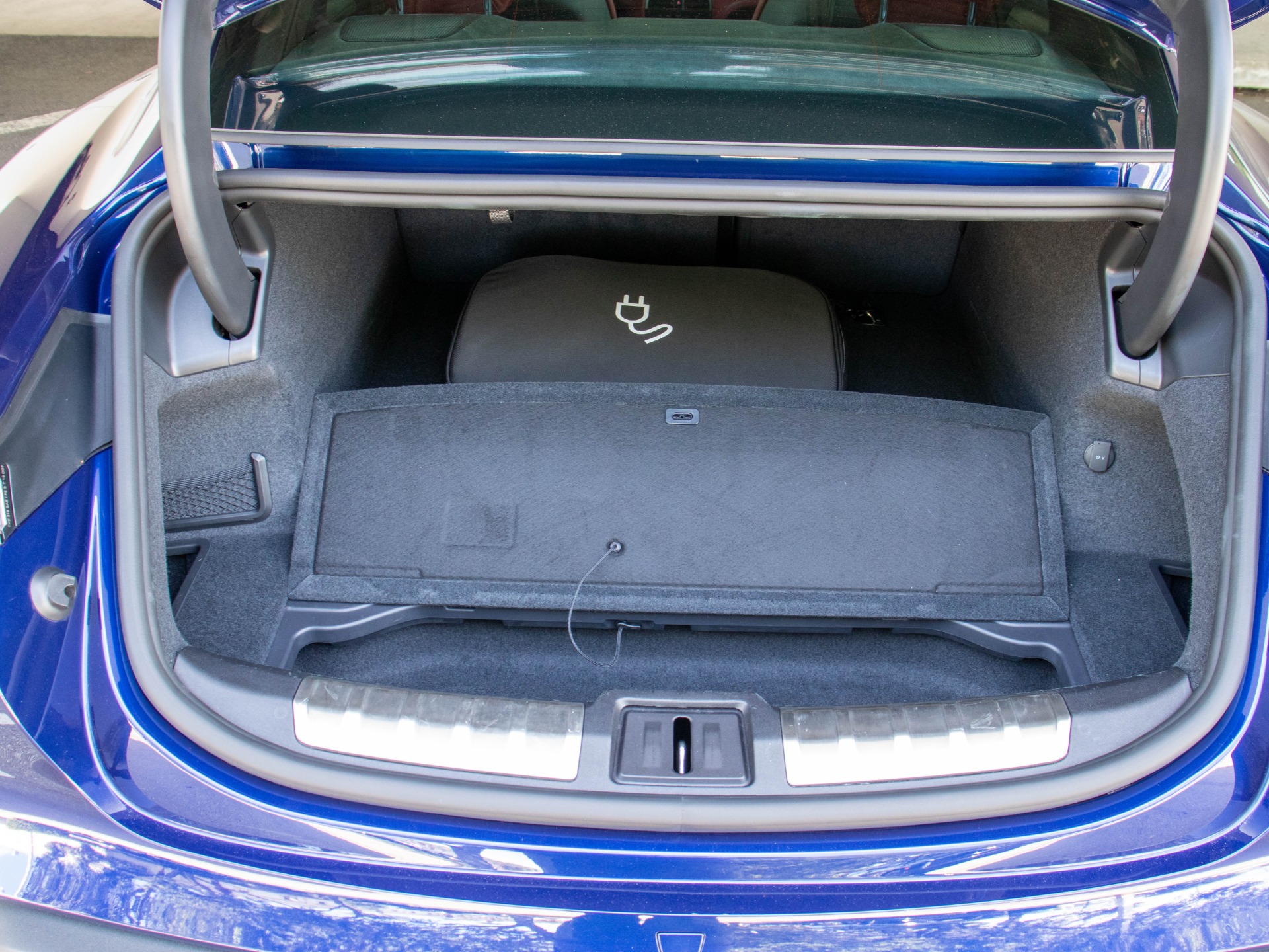 Used-2021-Porsche-Taycan