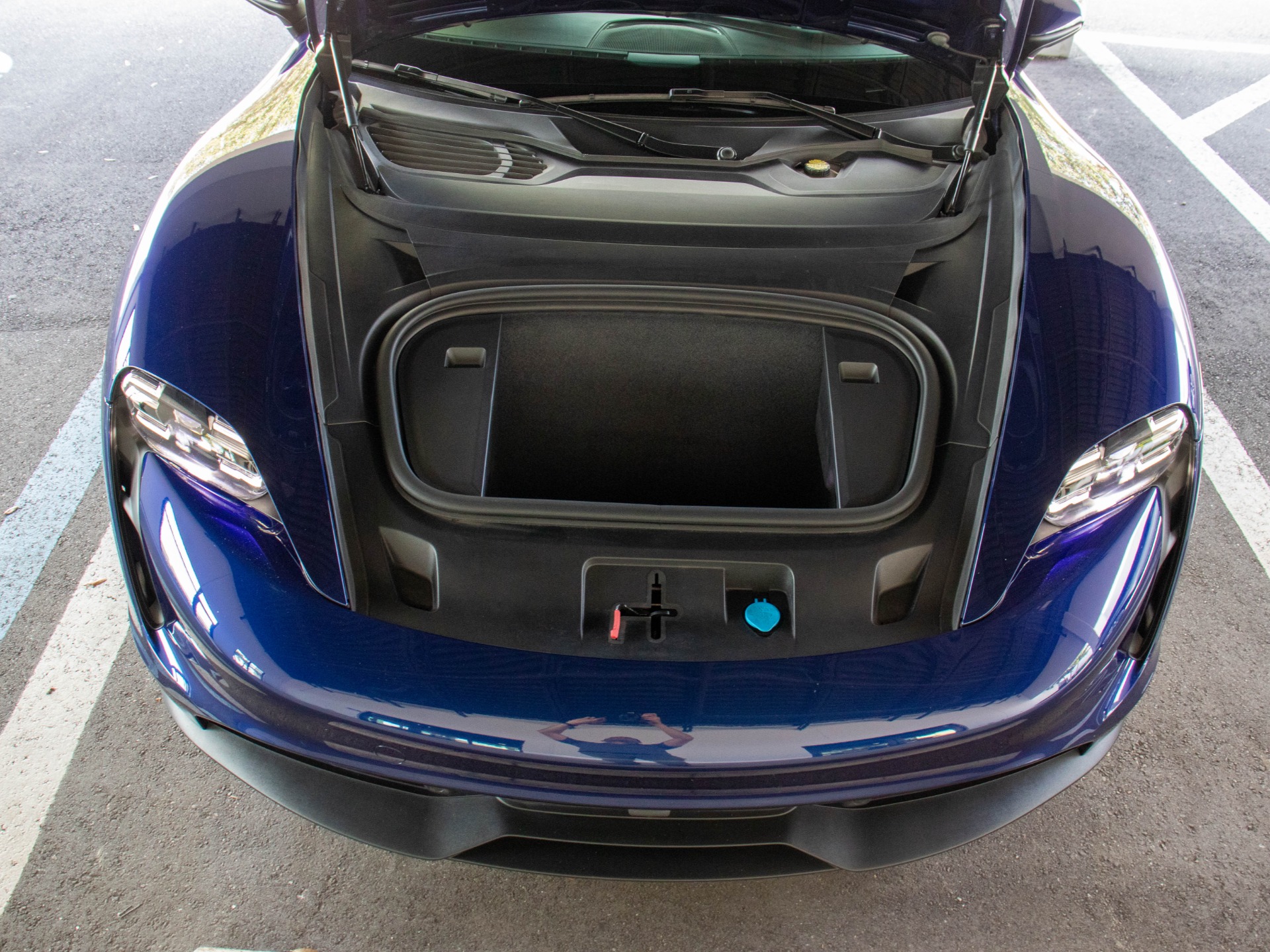 Used-2021-Porsche-Taycan