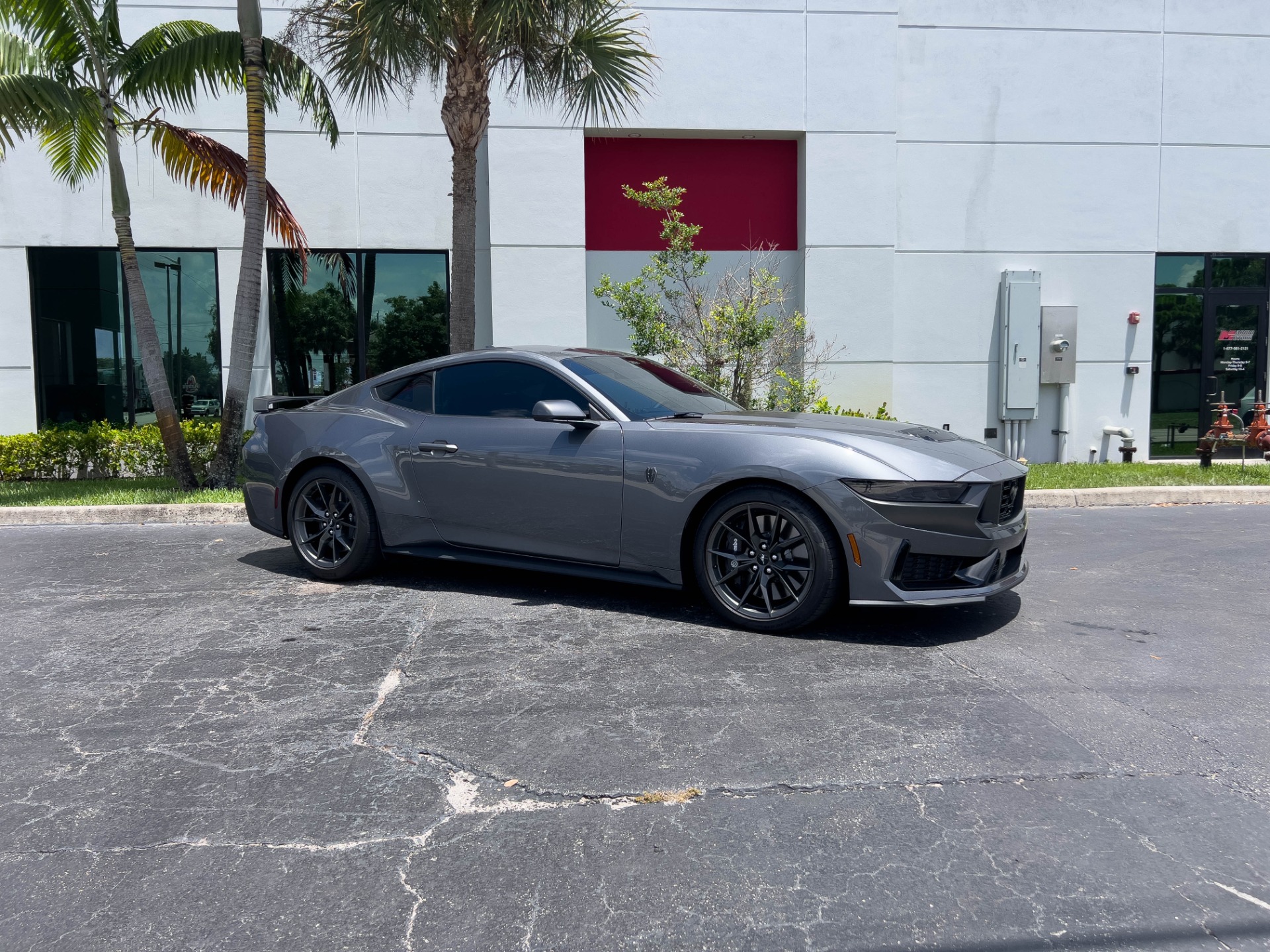 Used-2024-Ford-Mustang-Dark-Horse
