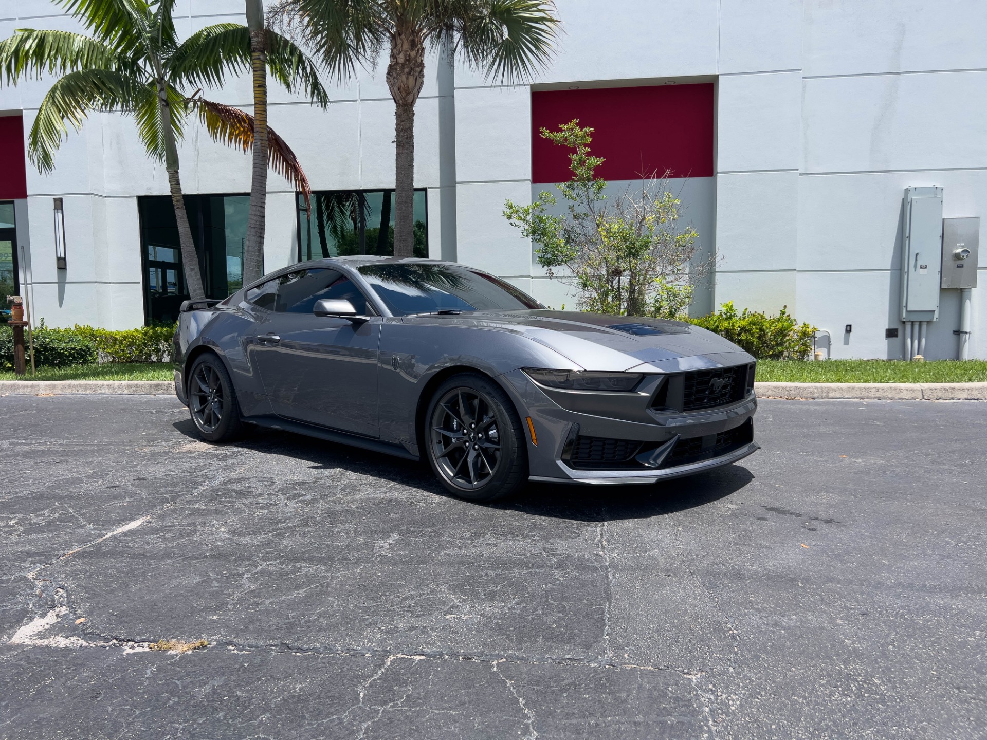 Used-2024-Ford-Mustang-Dark-Horse