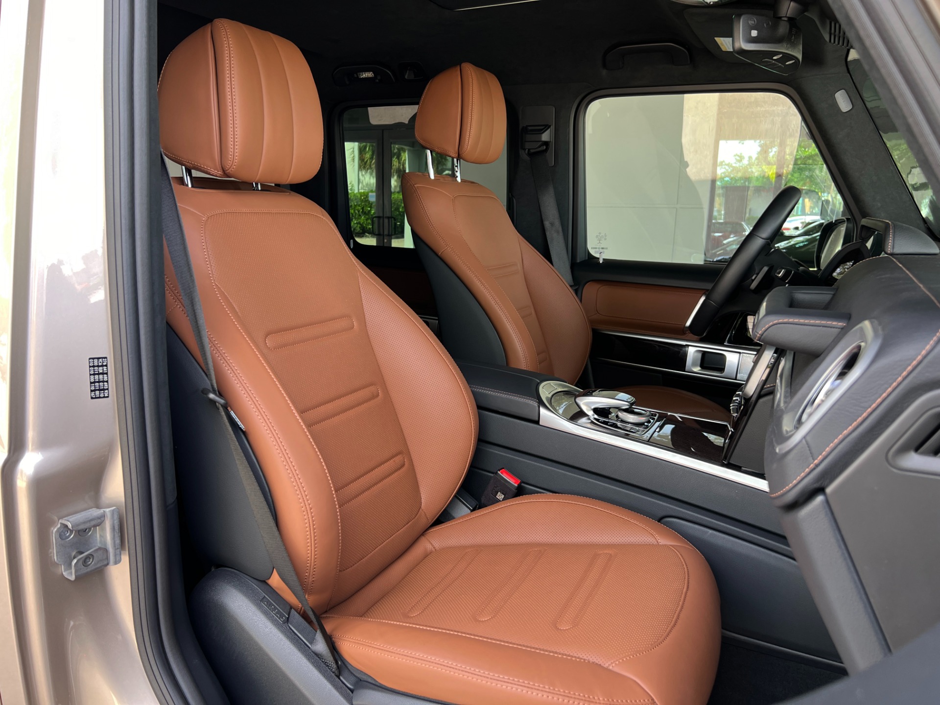 Used-2022-Mercedes-Benz-G-Class-G-550