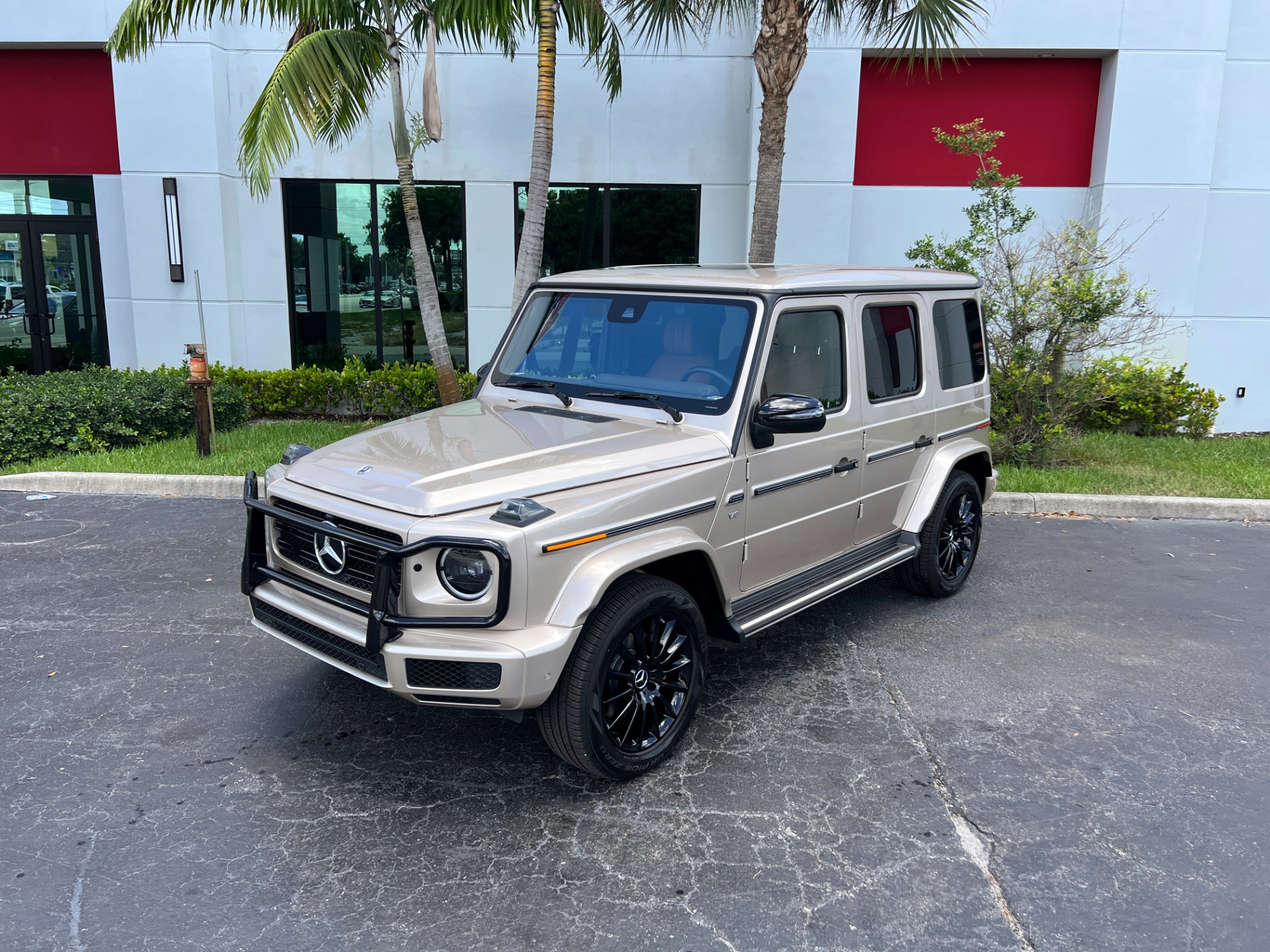 Used-2022-Mercedes-Benz-G-Class-G-550