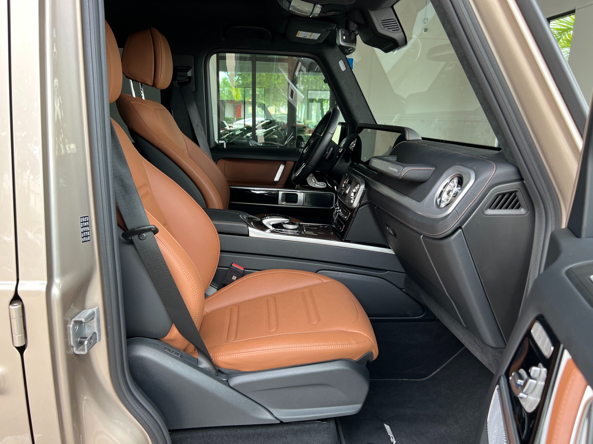 Used-2022-Mercedes-Benz-G-Class-G-550