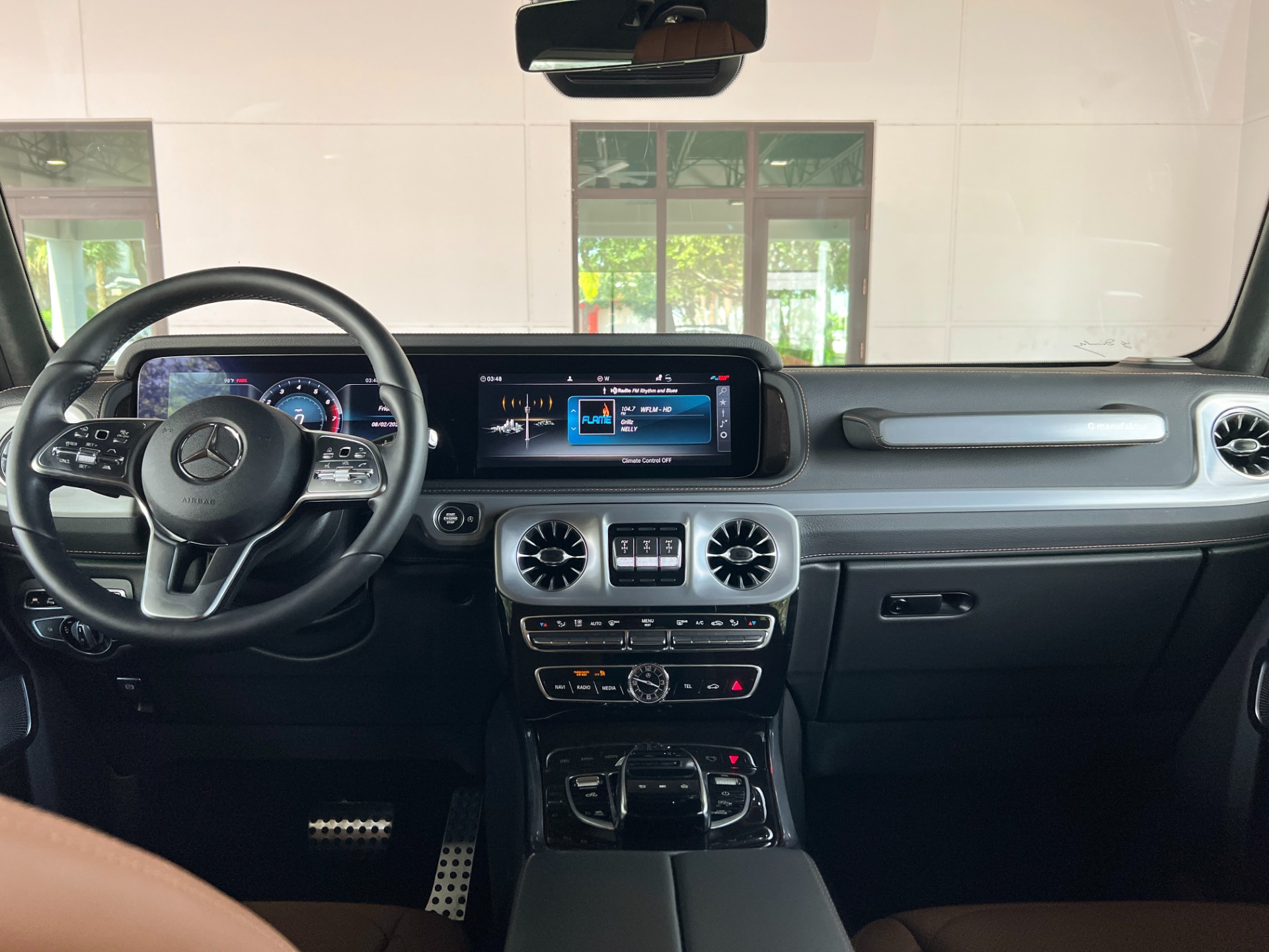 Used-2022-Mercedes-Benz-G-Class-G-550