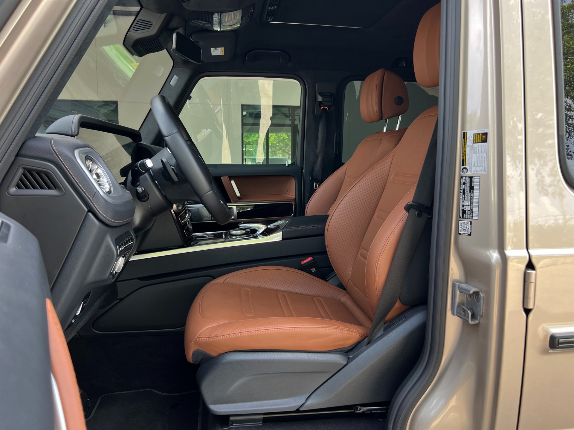 Used-2022-Mercedes-Benz-G-Class-G-550