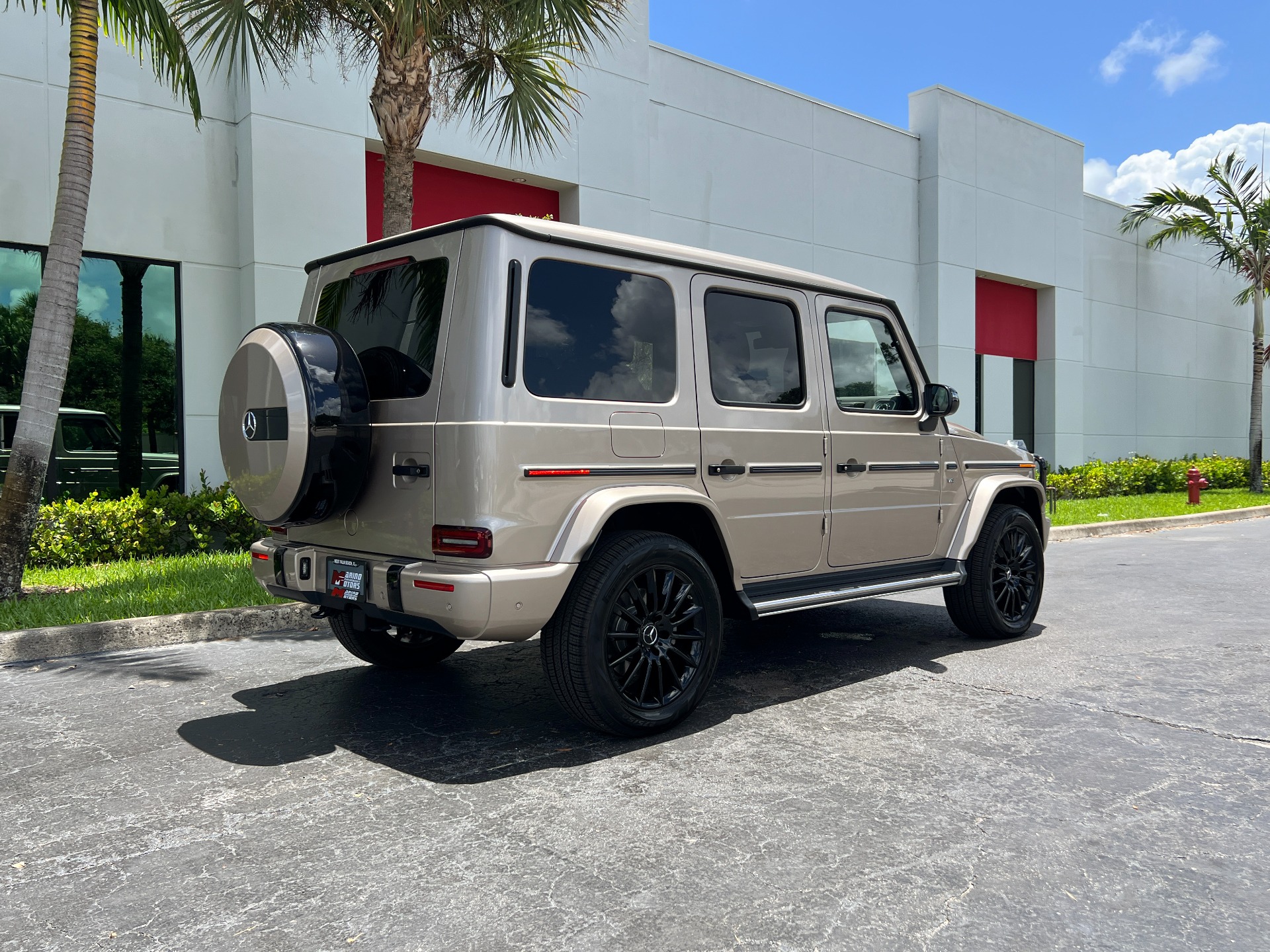 Used-2022-Mercedes-Benz-G-Class-G-550