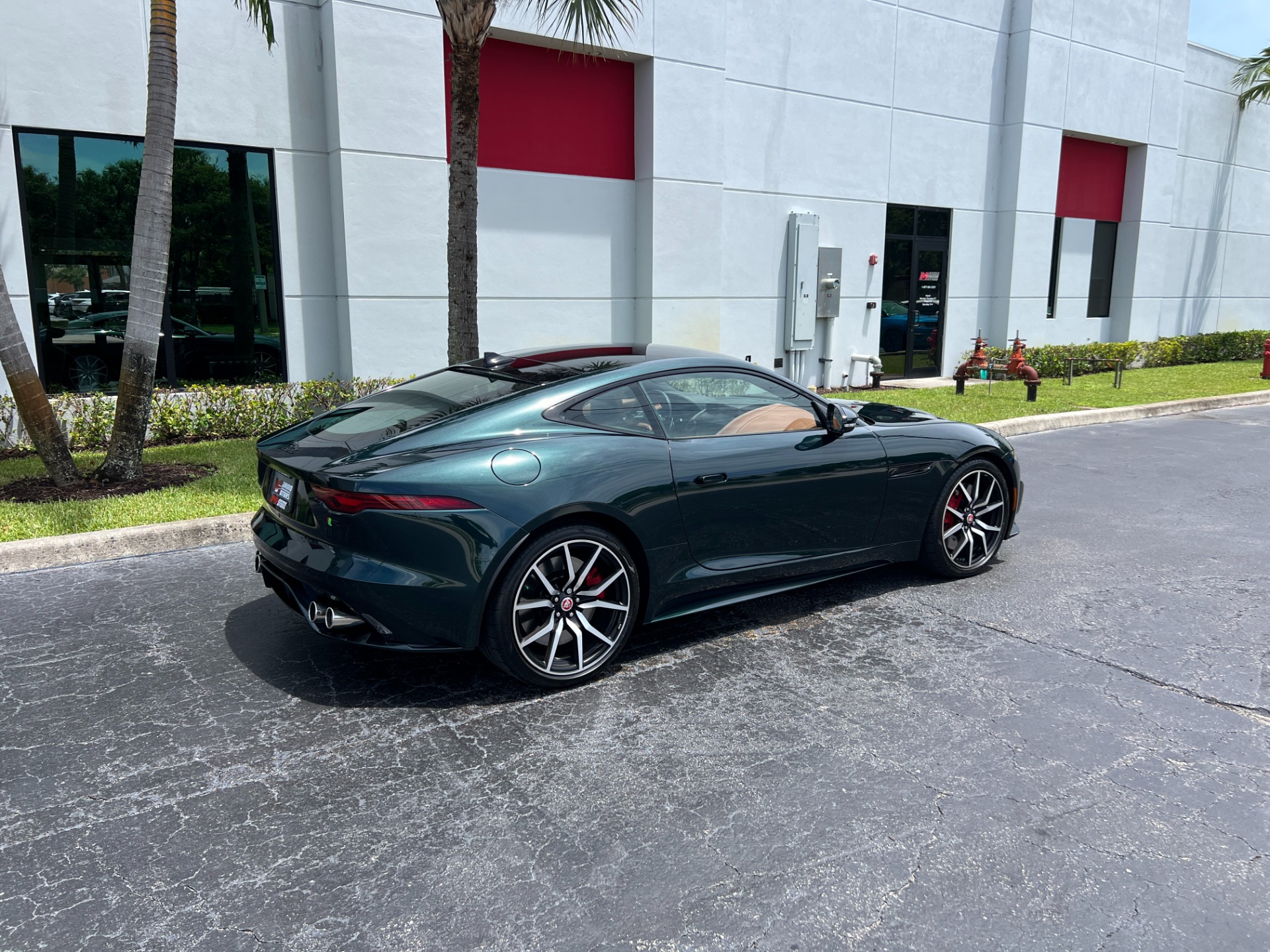 Used-2022-Jaguar-F-TYPE-R