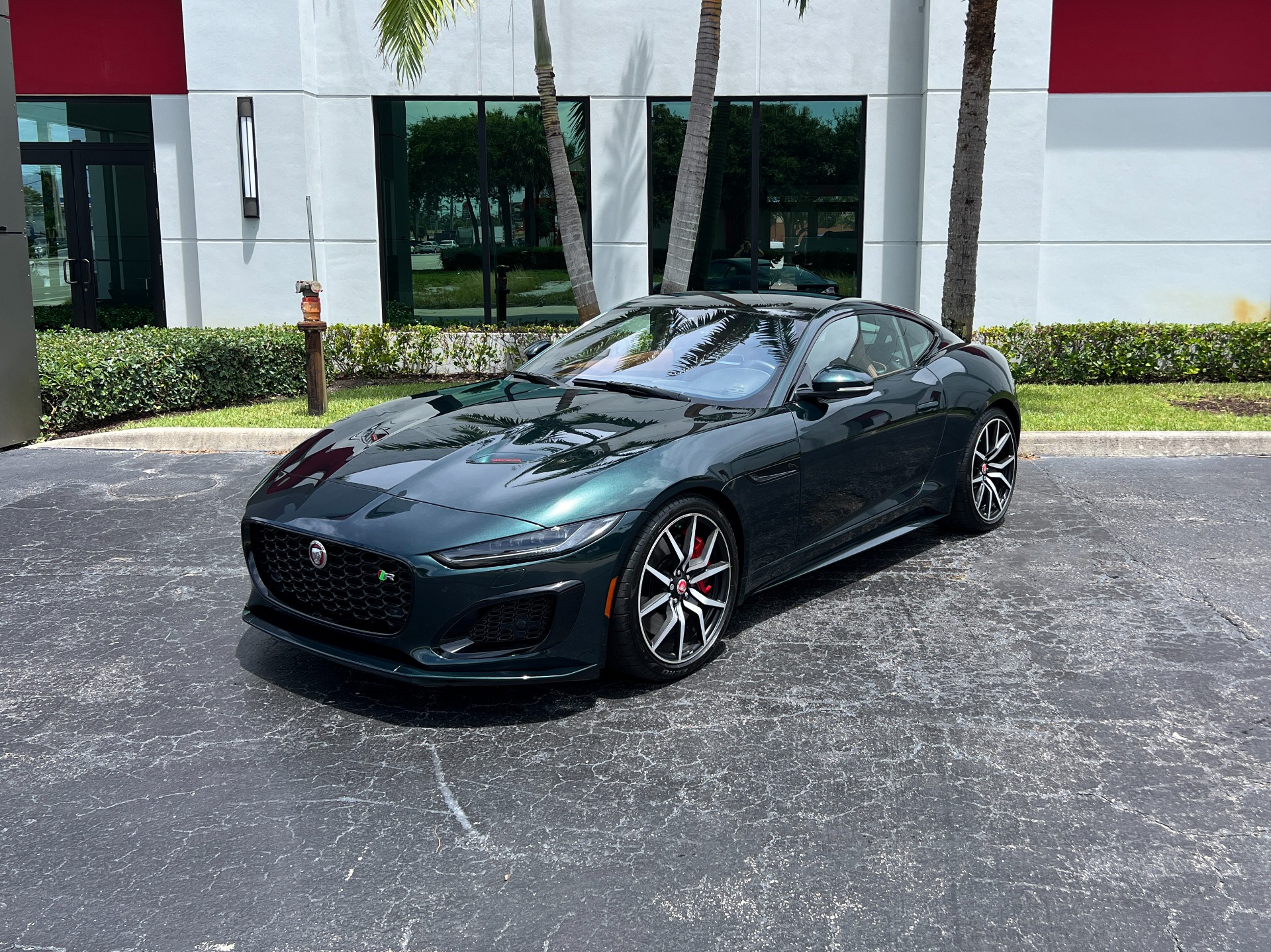 Used-2022-Jaguar-F-TYPE-R