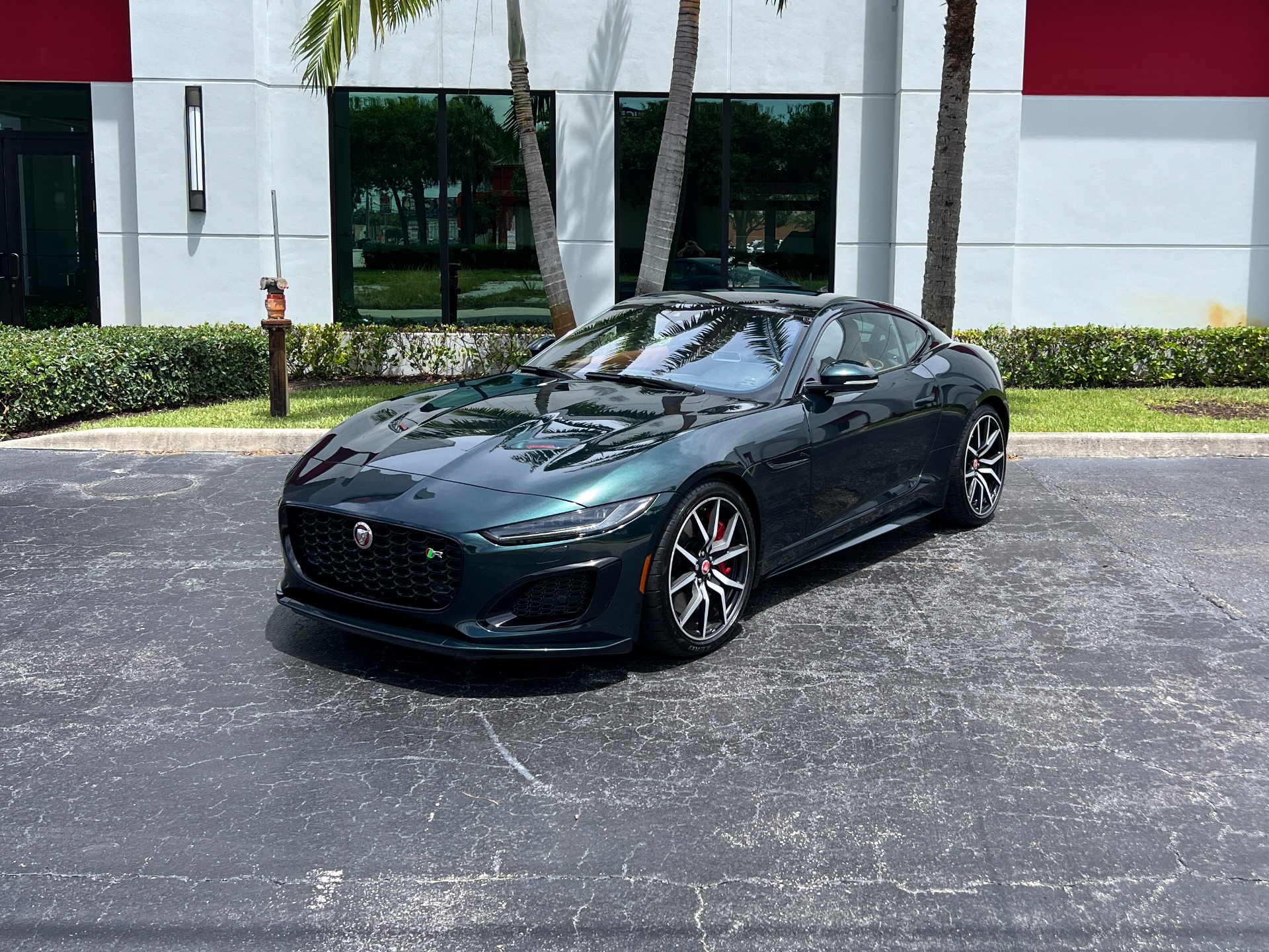 Used-2022-Jaguar-F-TYPE-R