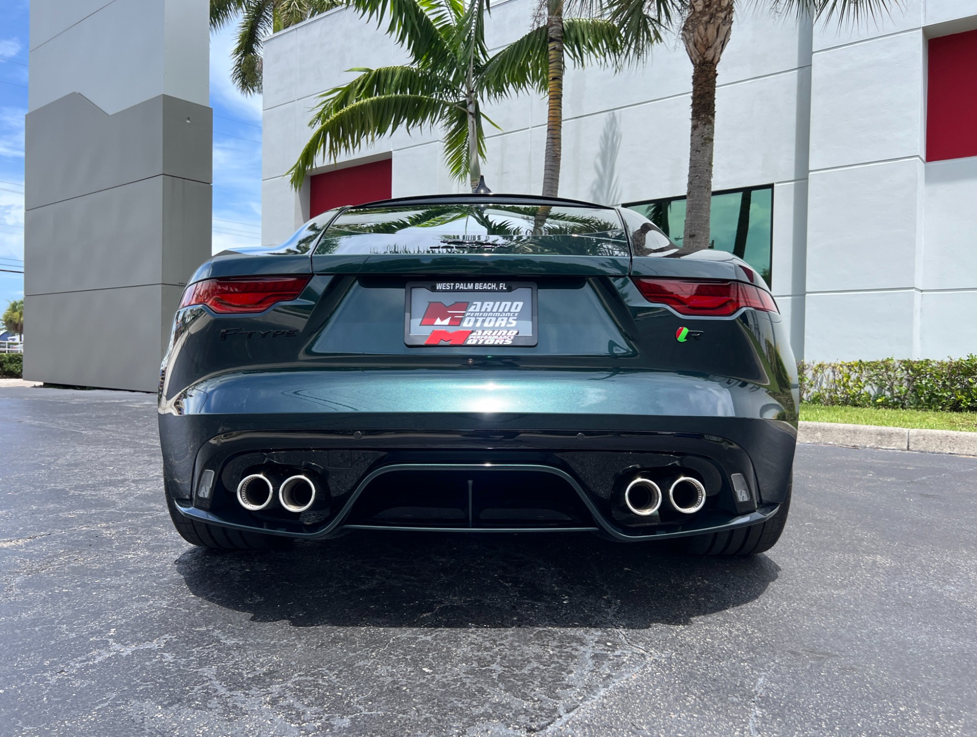 Used-2022-Jaguar-F-TYPE-R