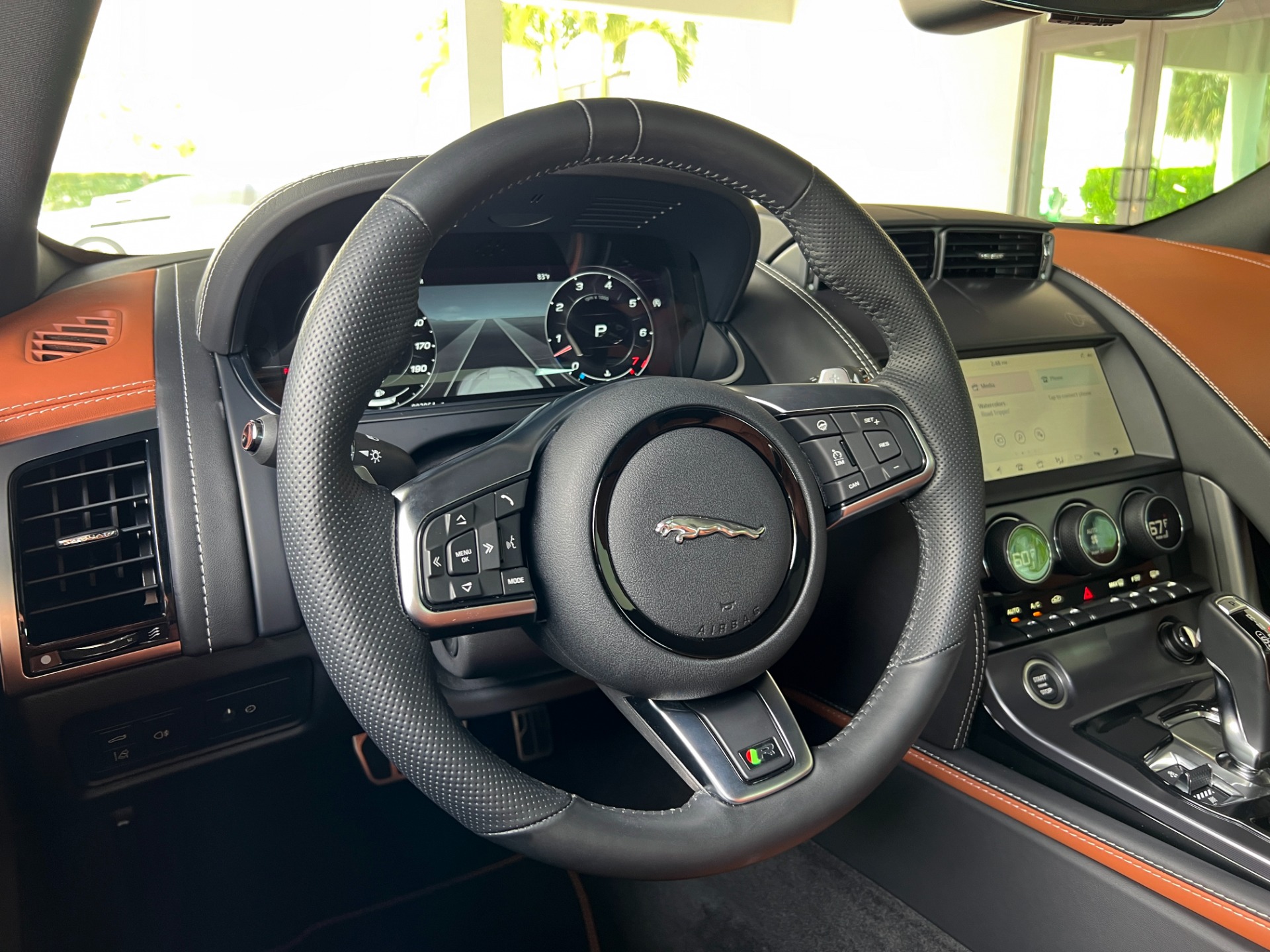 Used-2022-Jaguar-F-TYPE-R