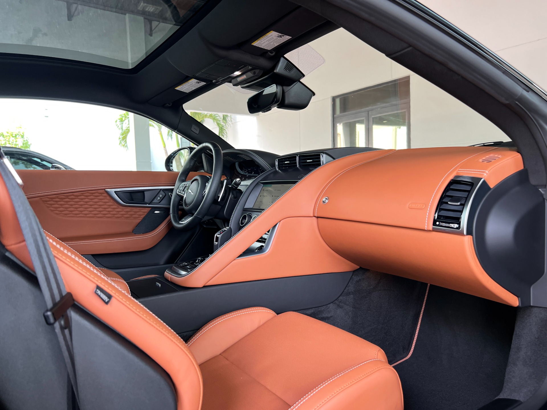 Used-2022-Jaguar-F-TYPE-R