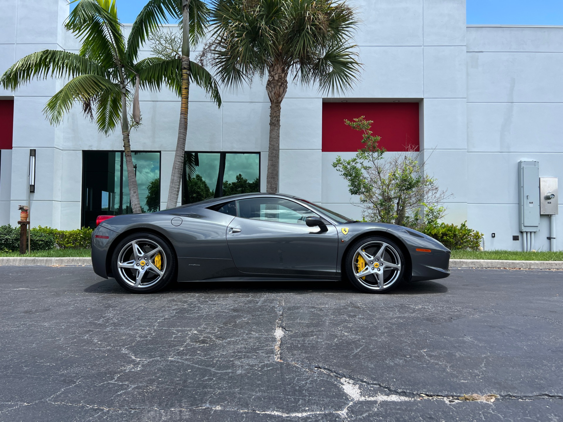 Used-2011-Ferrari-458-Italia