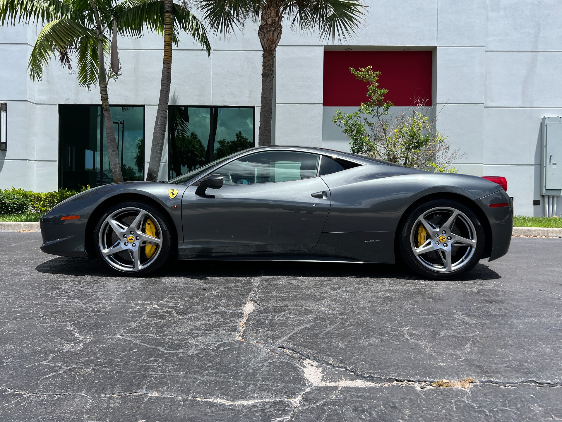 Used-2011-Ferrari-458-Italia