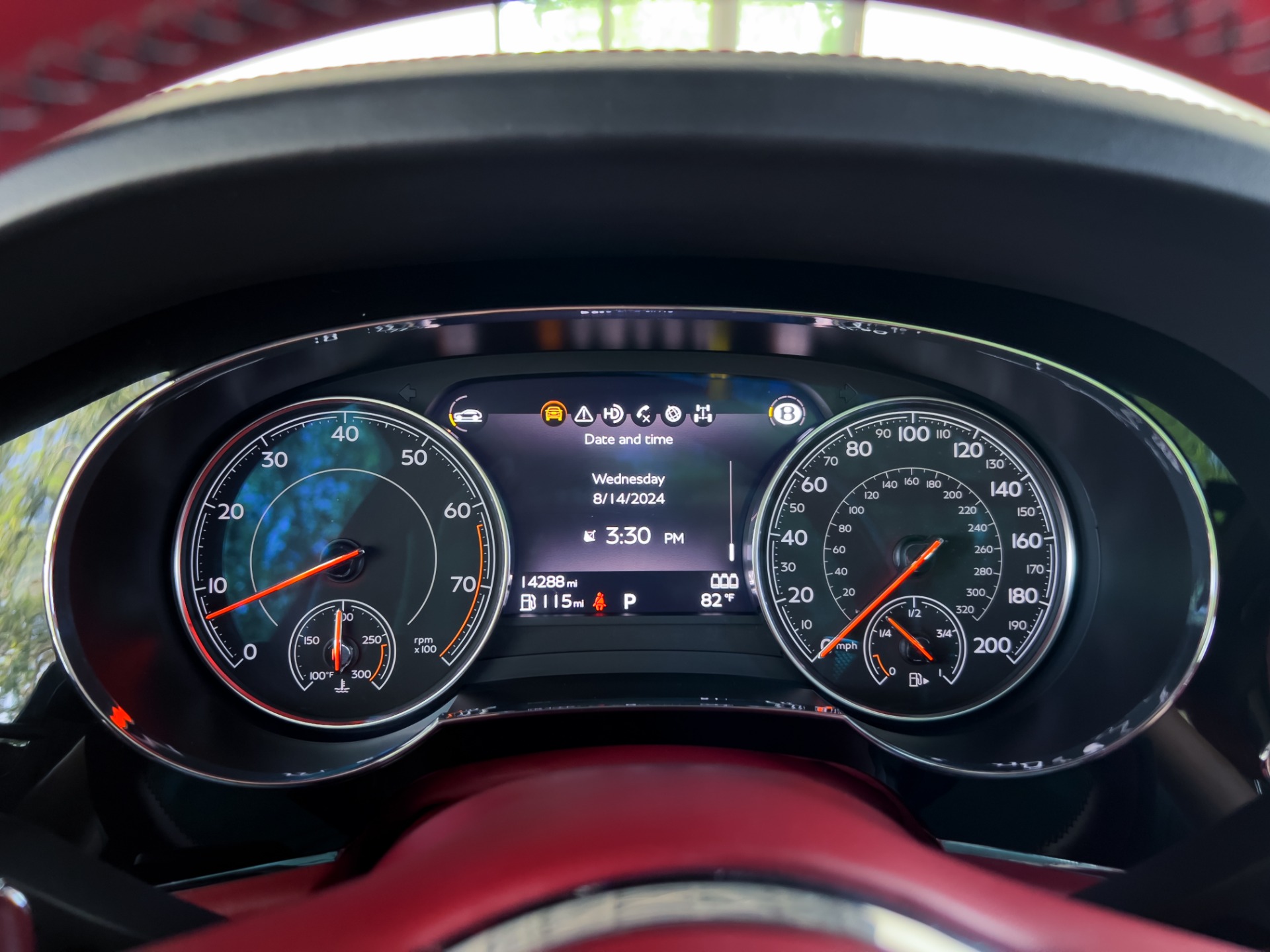Used-2018-Bentley-Bentayga-W12-Signature-Edition