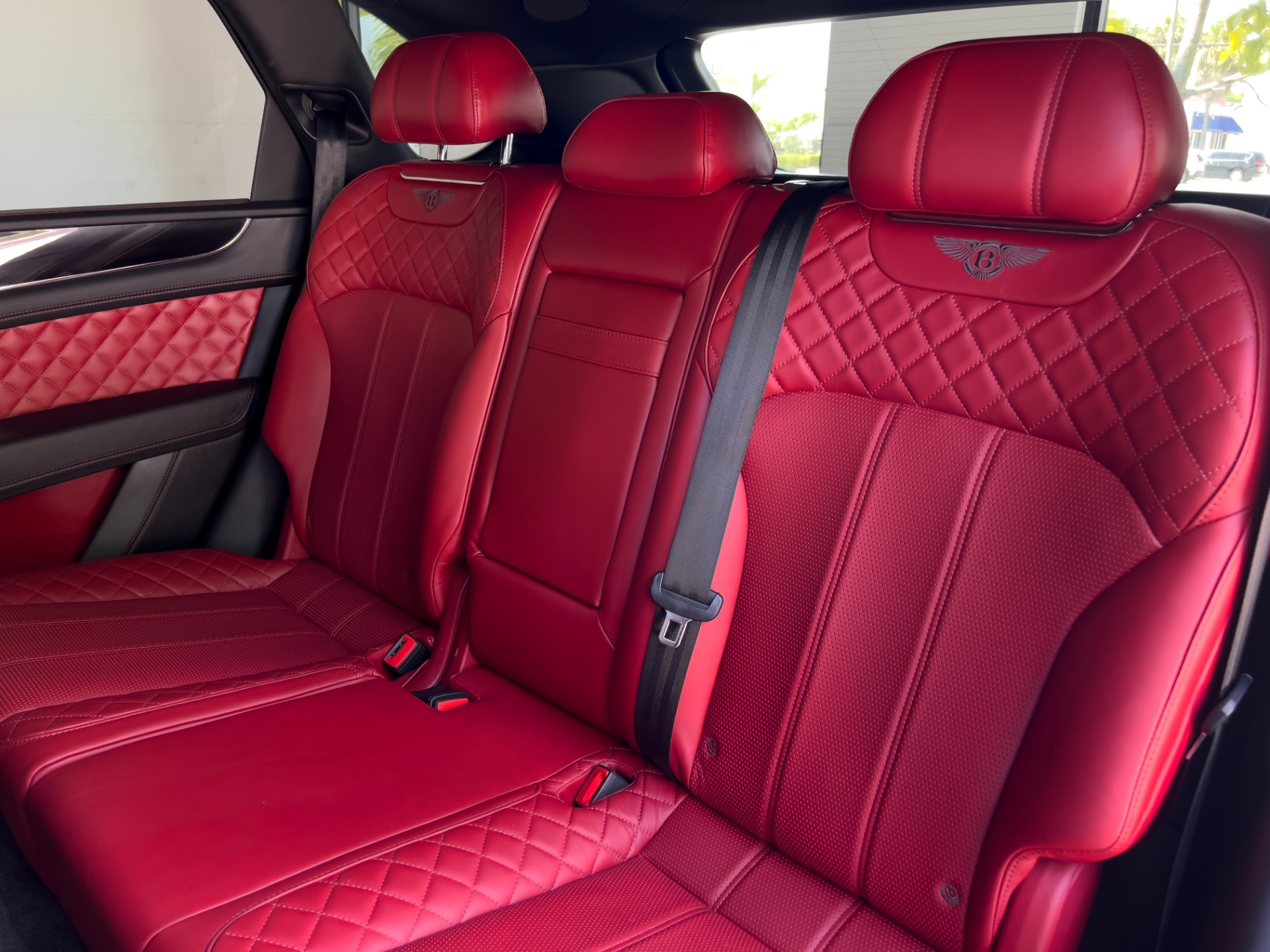 Used-2018-Bentley-Bentayga-W12-Signature-Edition