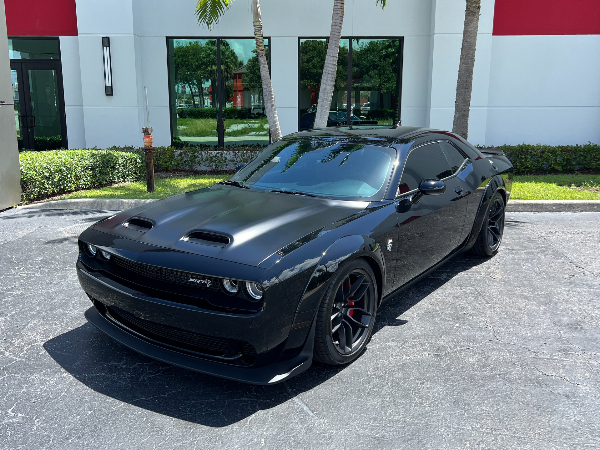 Used-2023-Dodge-Challenger-SRT-Hellcat-Jailbreak
