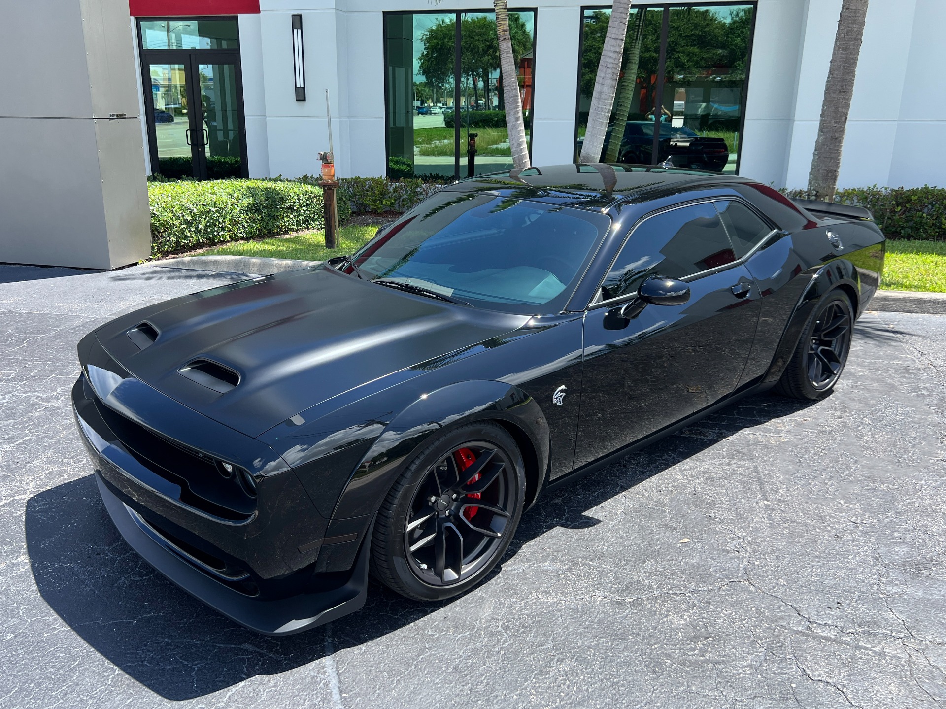 Used-2023-Dodge-Challenger-SRT-Hellcat-Jailbreak