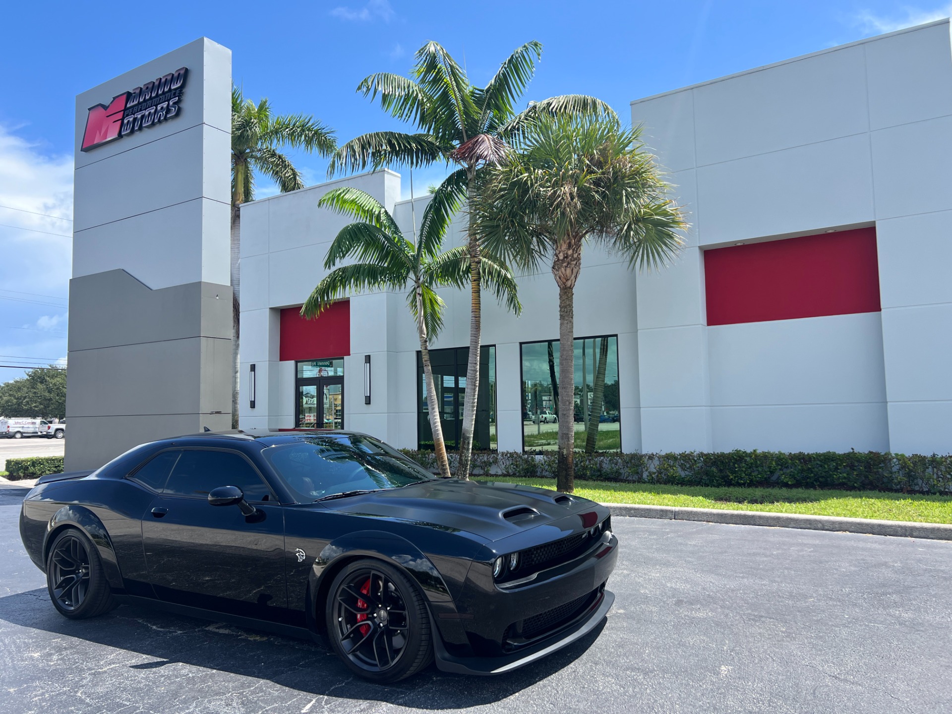 Used-2023-Dodge-Challenger-SRT-Hellcat-Jailbreak