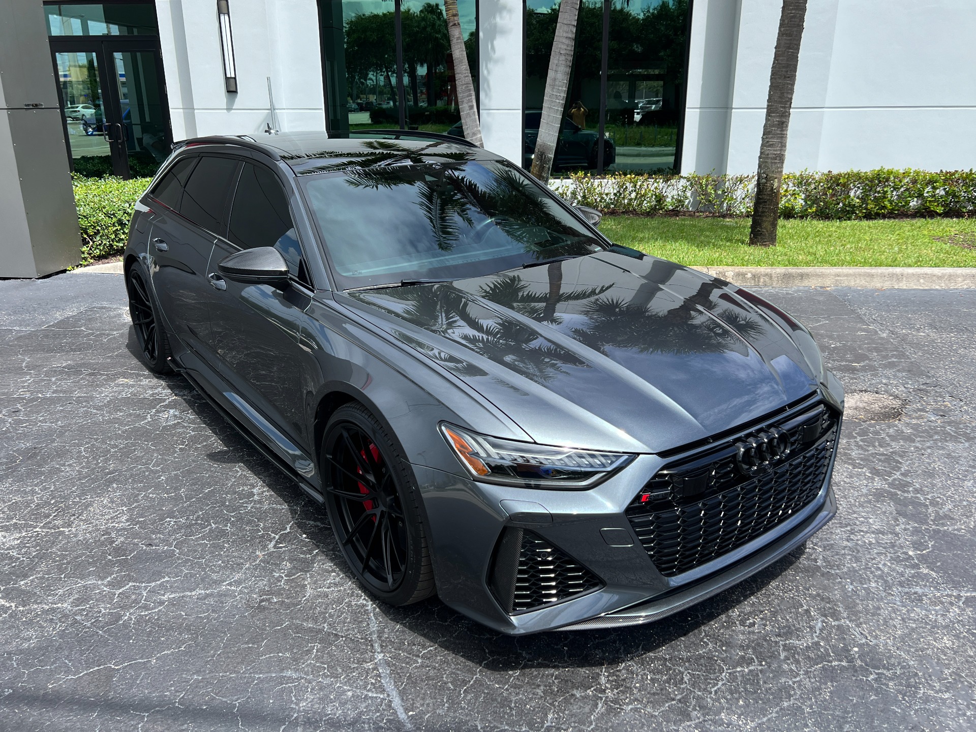 Used-2021-Audi-RS-6-Avant-40T-quattro-Avant