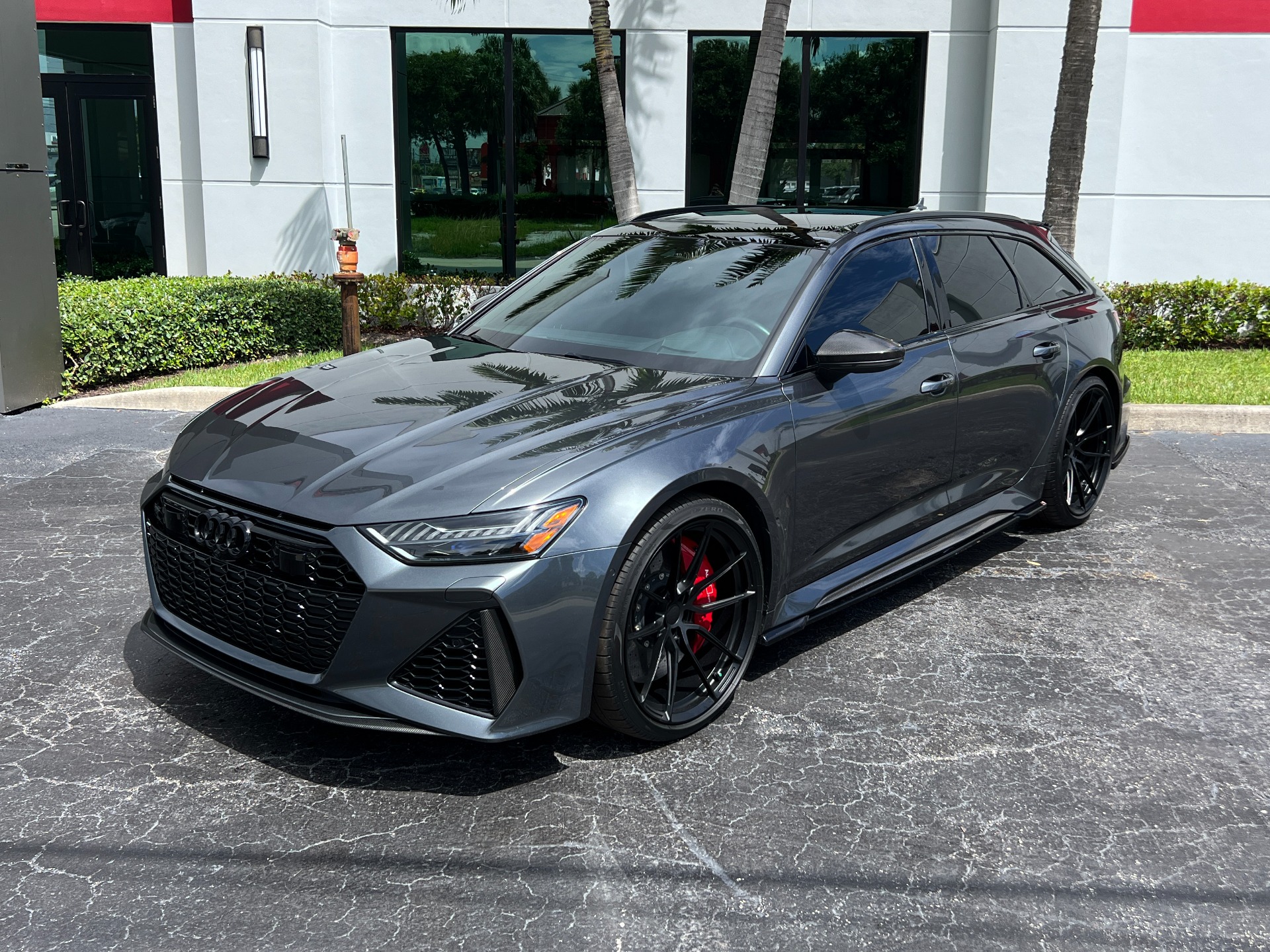 Used-2021-Audi-RS-6-Avant-40T-quattro-Avant