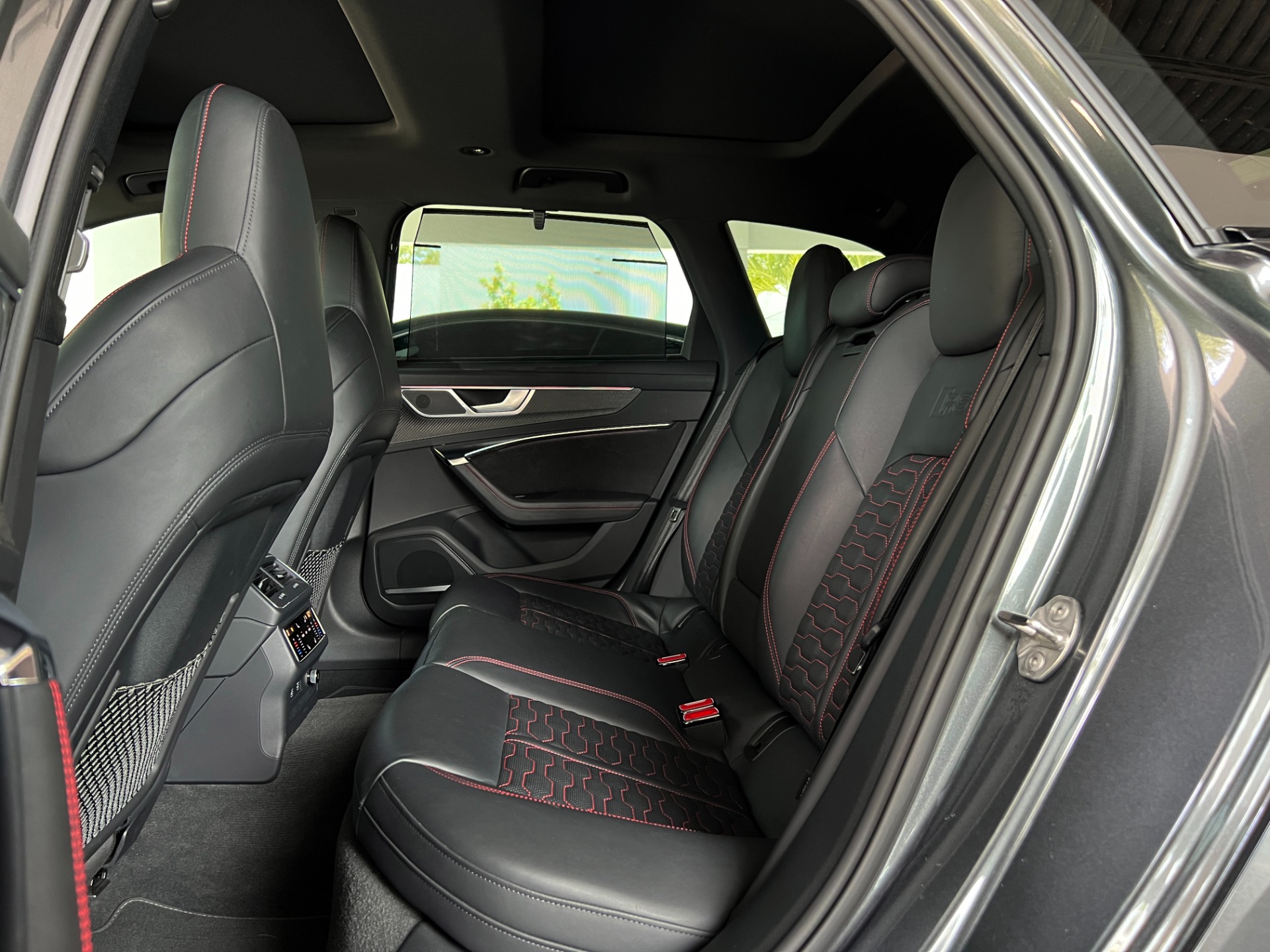 Used-2021-Audi-RS-6-Avant-40T-quattro-Avant