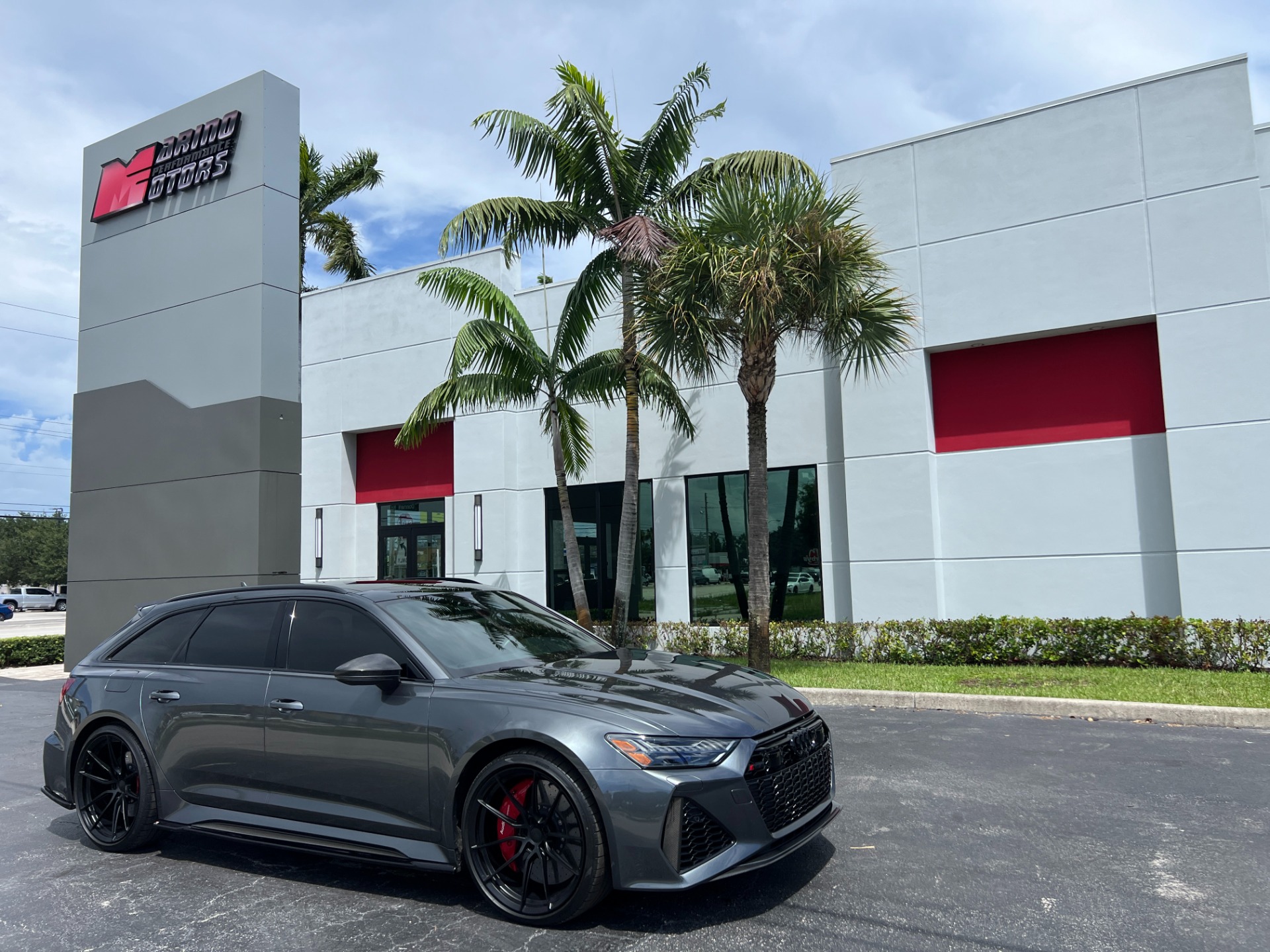 Used-2021-Audi-RS-6-Avant-40T-quattro-Avant