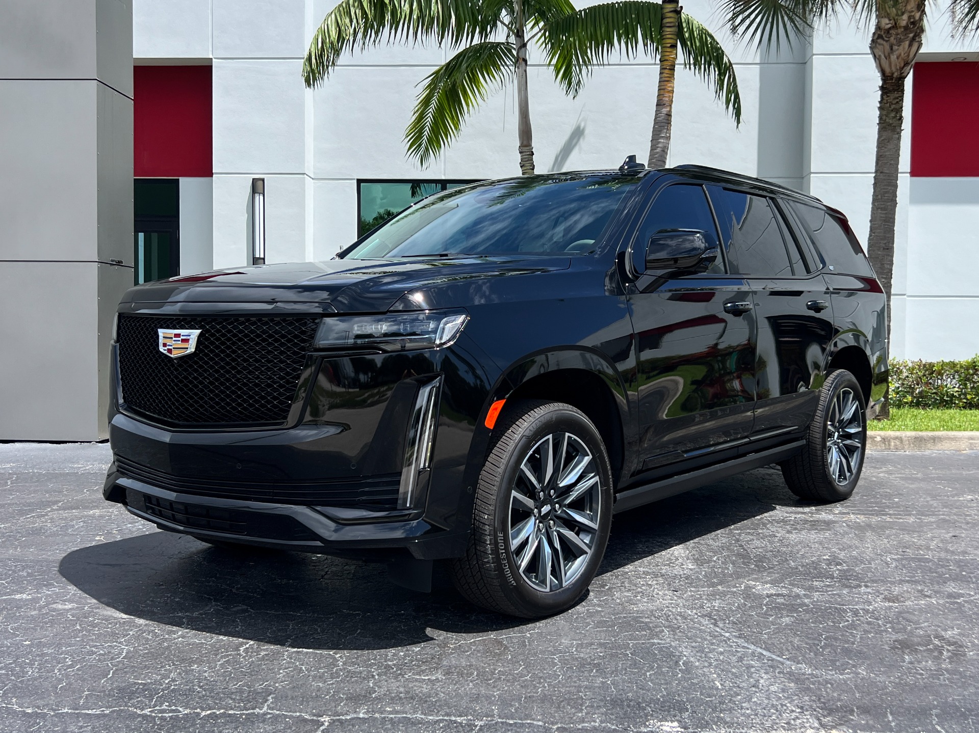 Used-2024-Cadillac-Escalade-Sport-Platinum