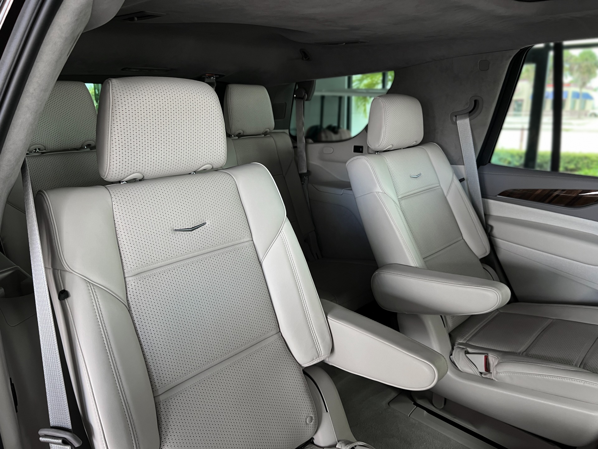 Used-2024-Cadillac-Escalade-Sport-Platinum