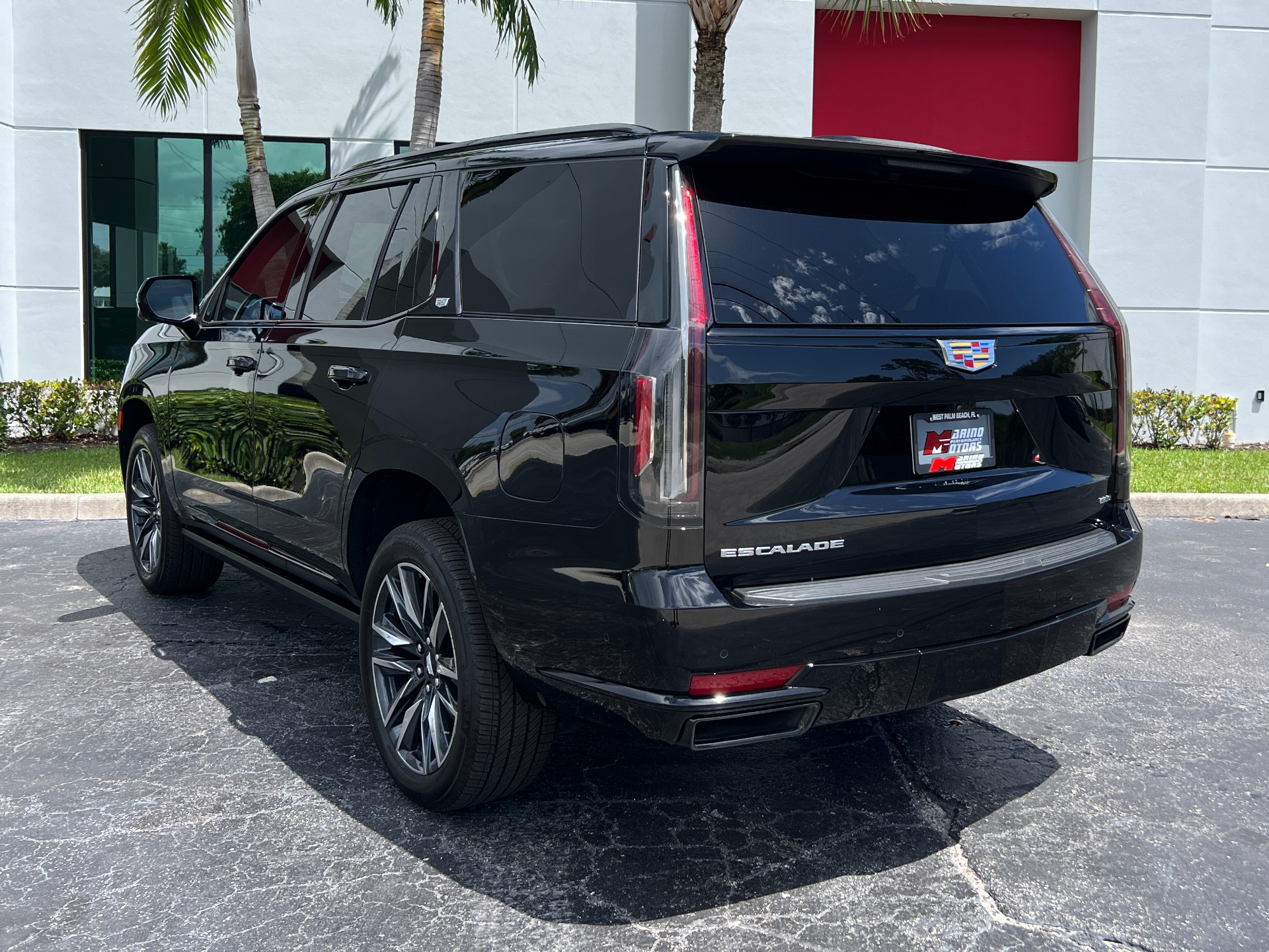 Used-2024-Cadillac-Escalade-Sport-Platinum