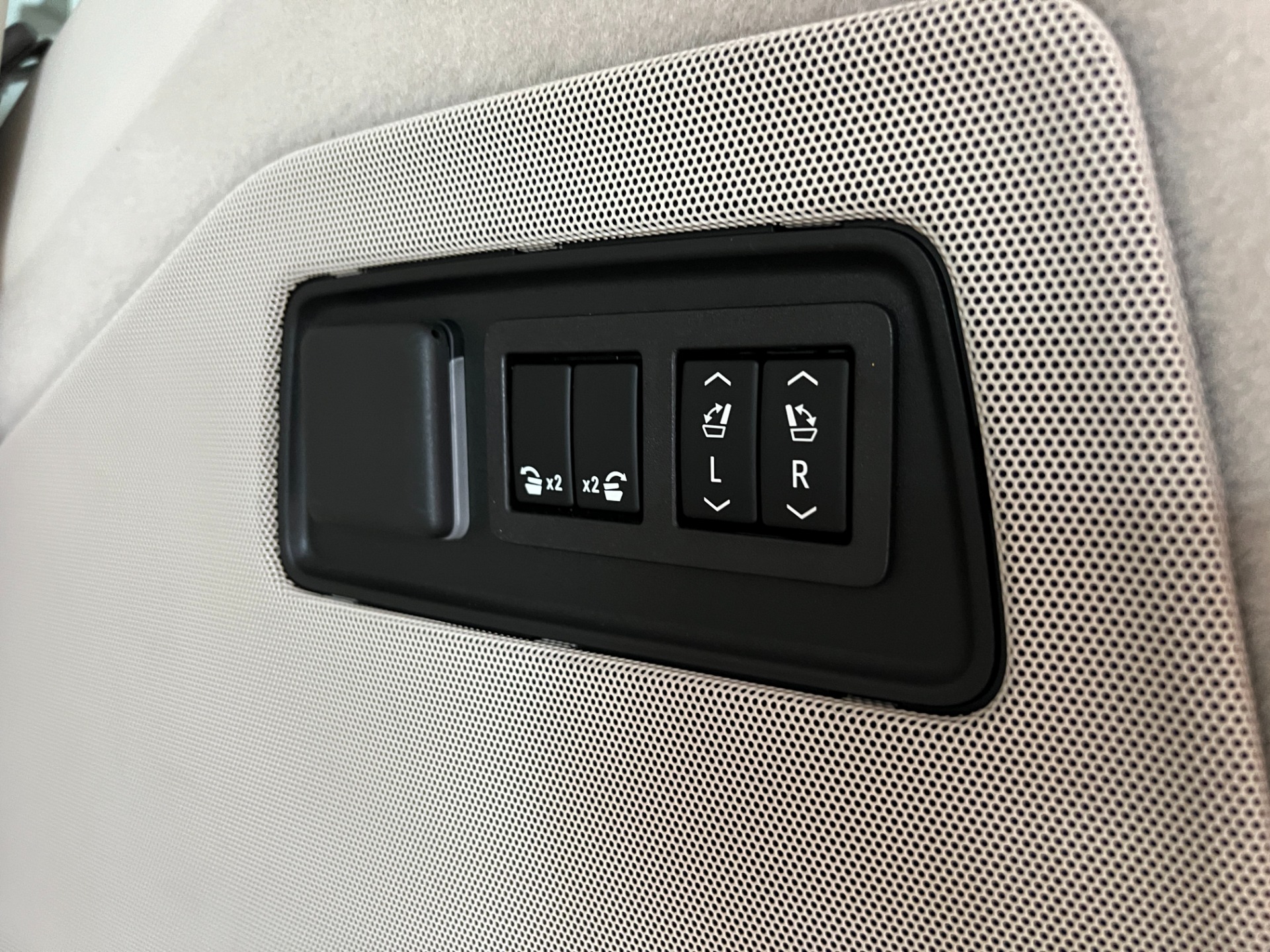 Used-2024-Cadillac-Escalade-Sport-Platinum