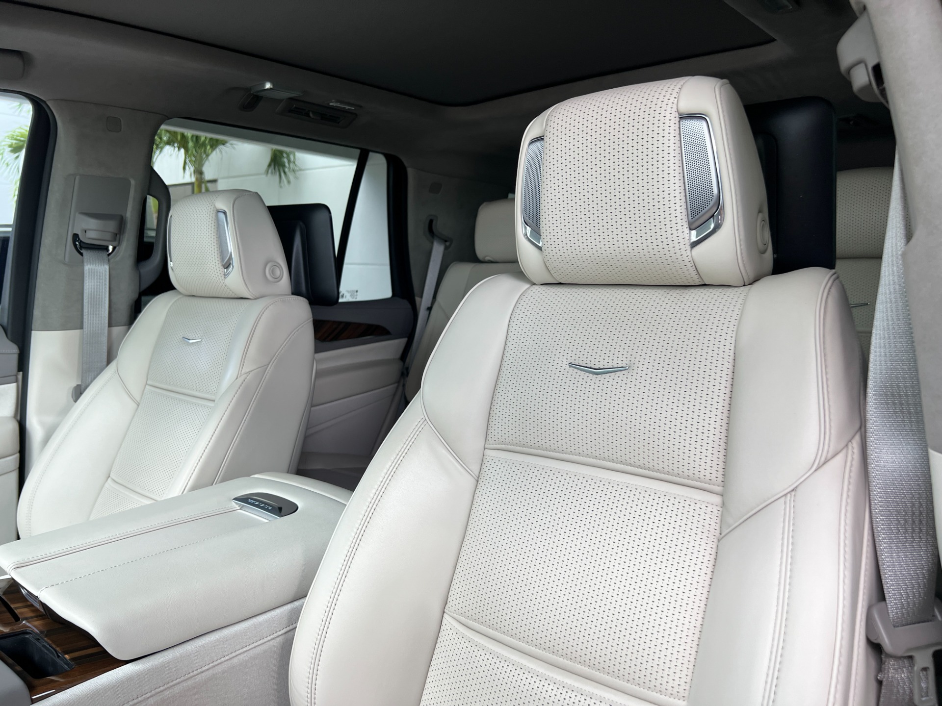 Used-2024-Cadillac-Escalade-Sport-Platinum