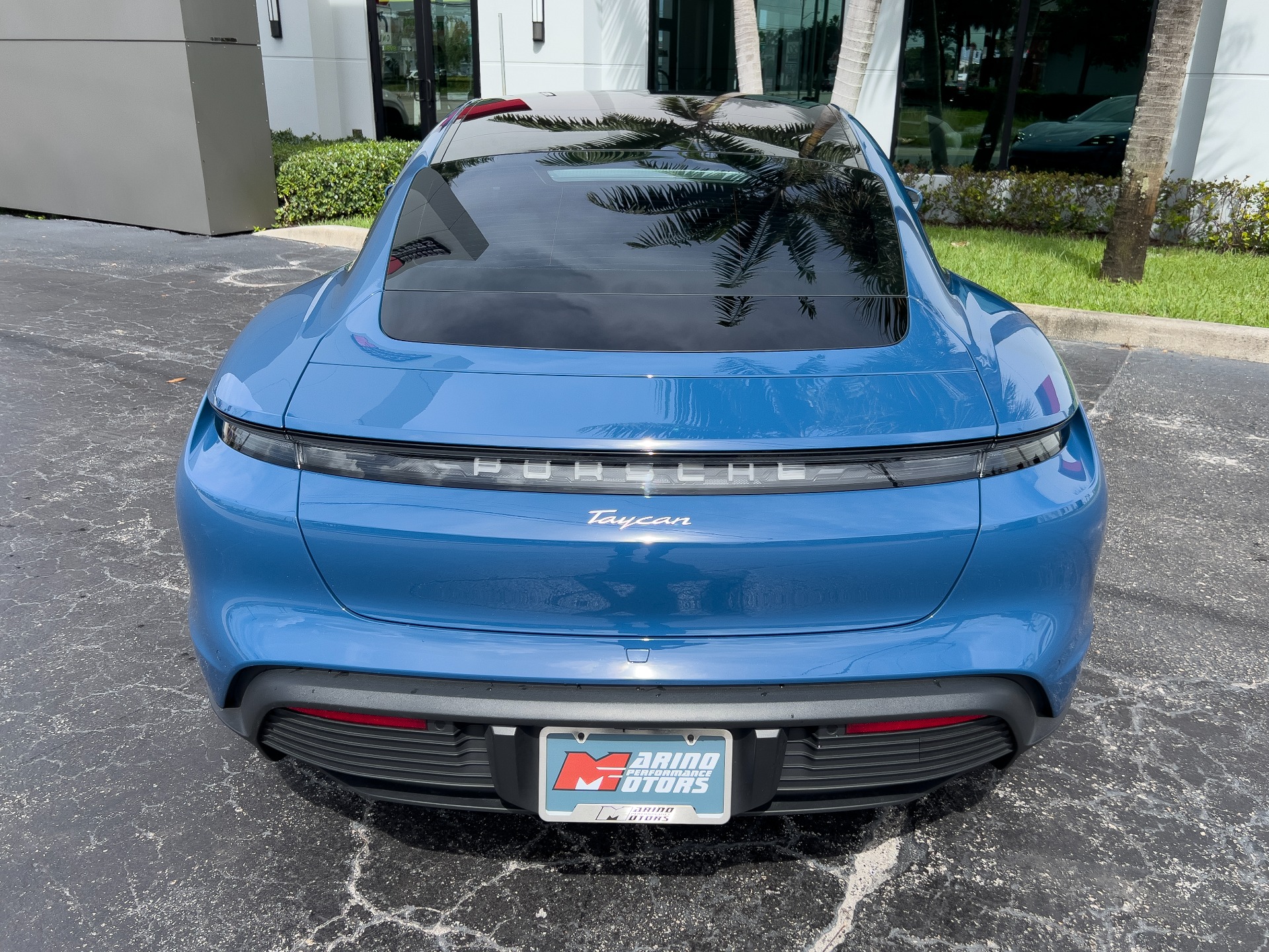 Used-2023-Porsche-Taycan