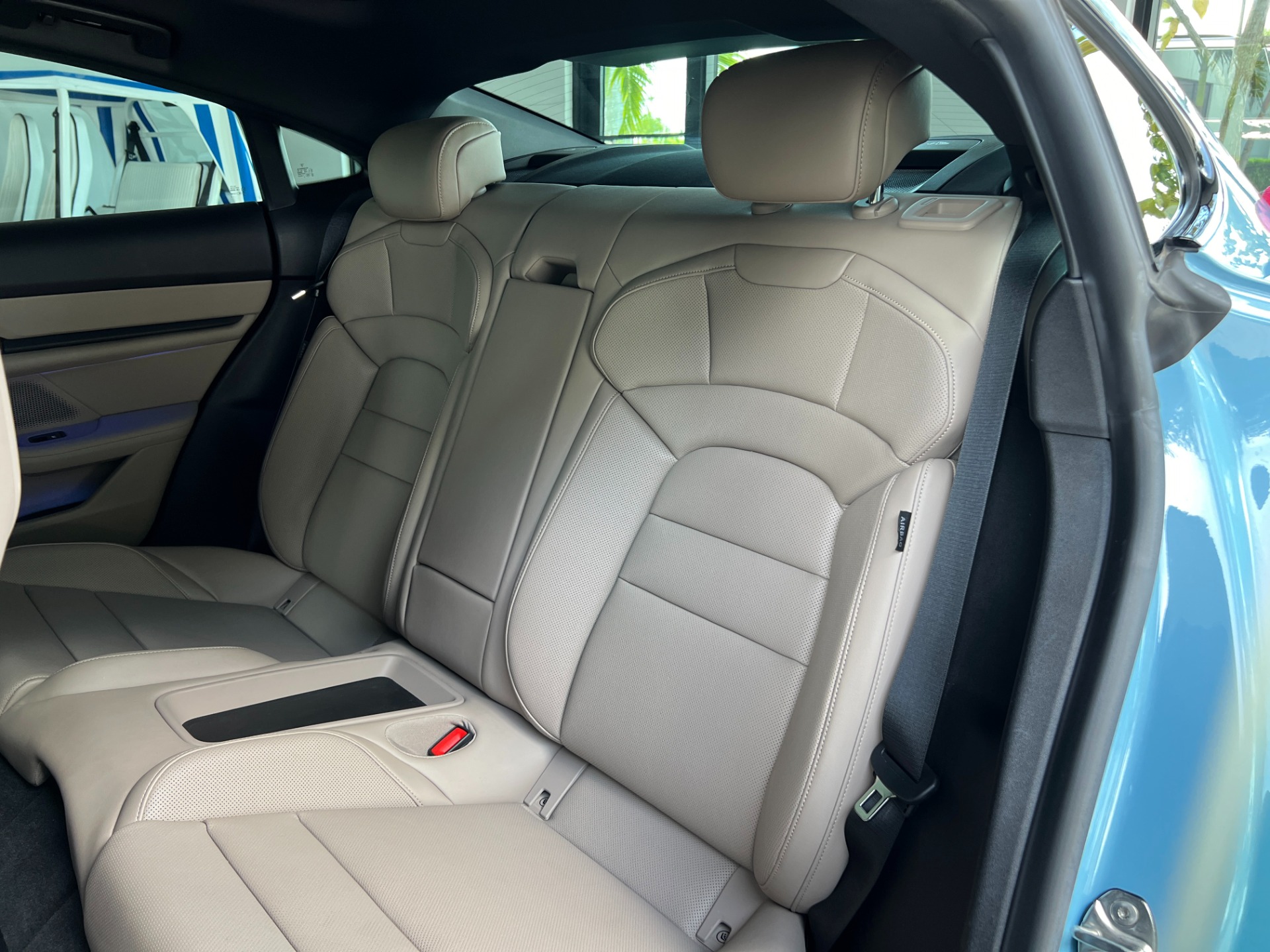 Used-2021-Porsche-Taycan