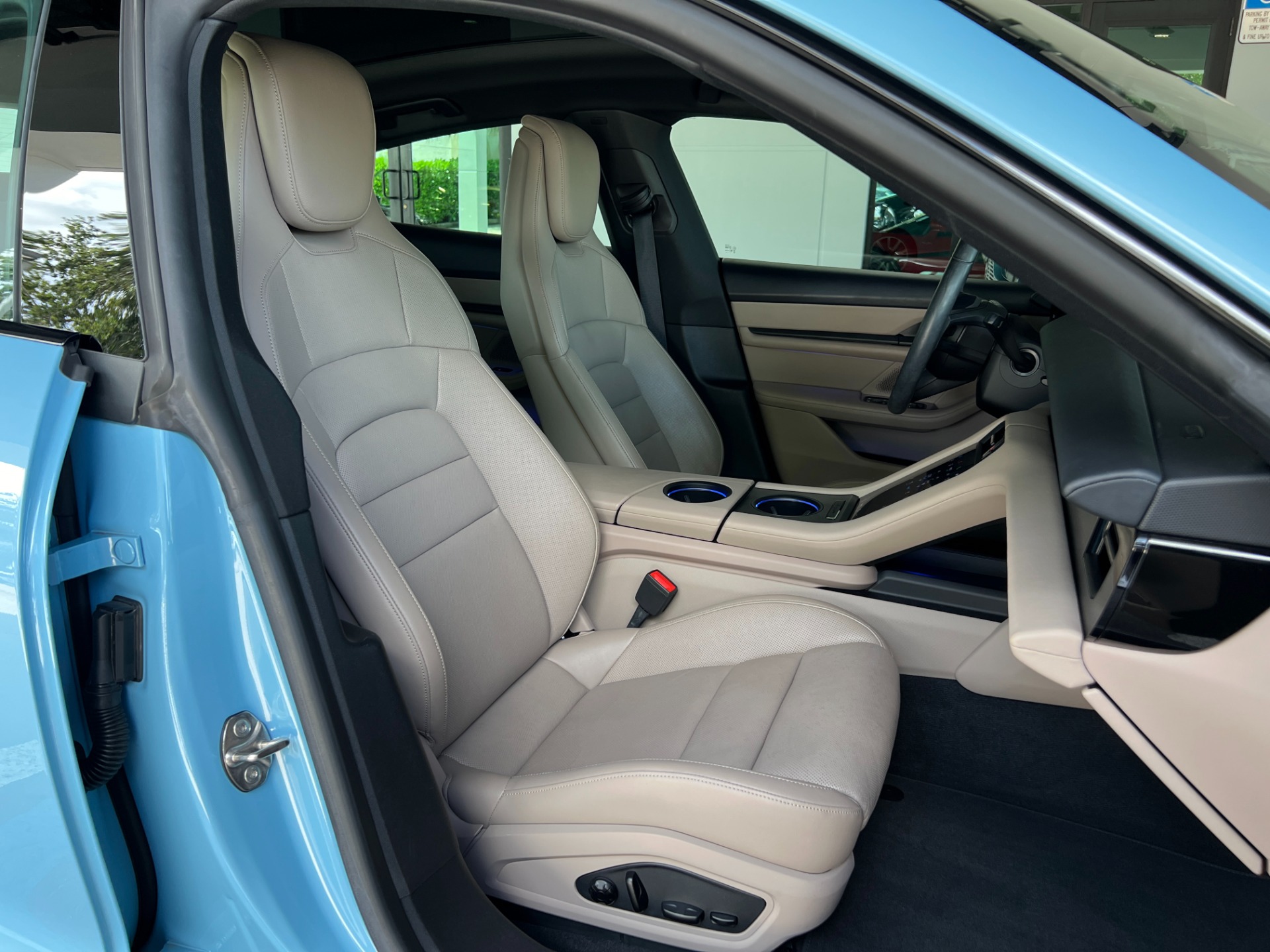 Used-2021-Porsche-Taycan