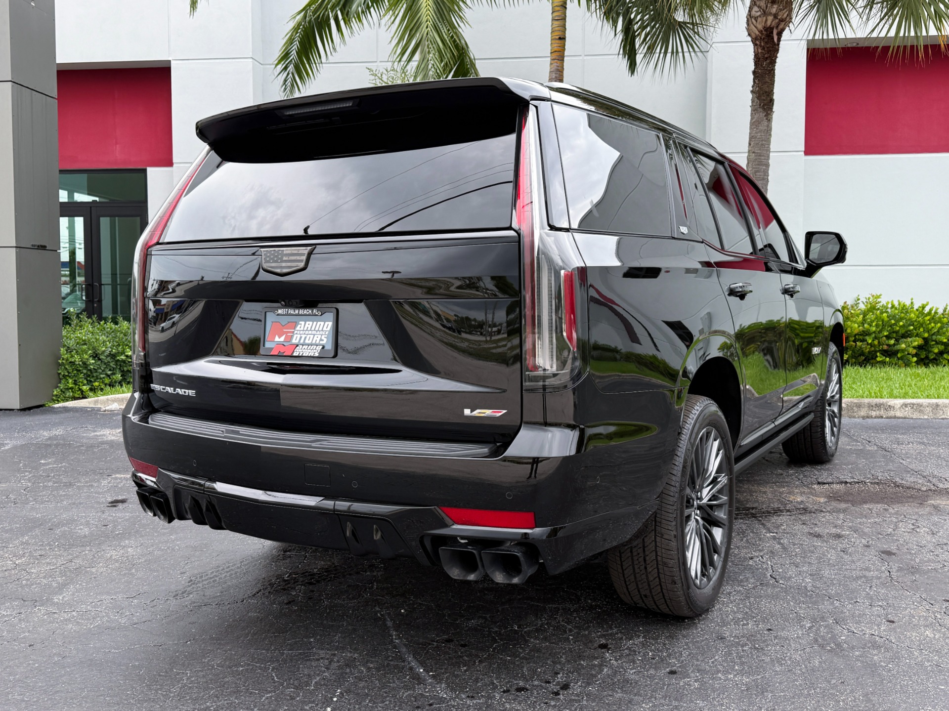 Used-2023-Cadillac-Escalade-V