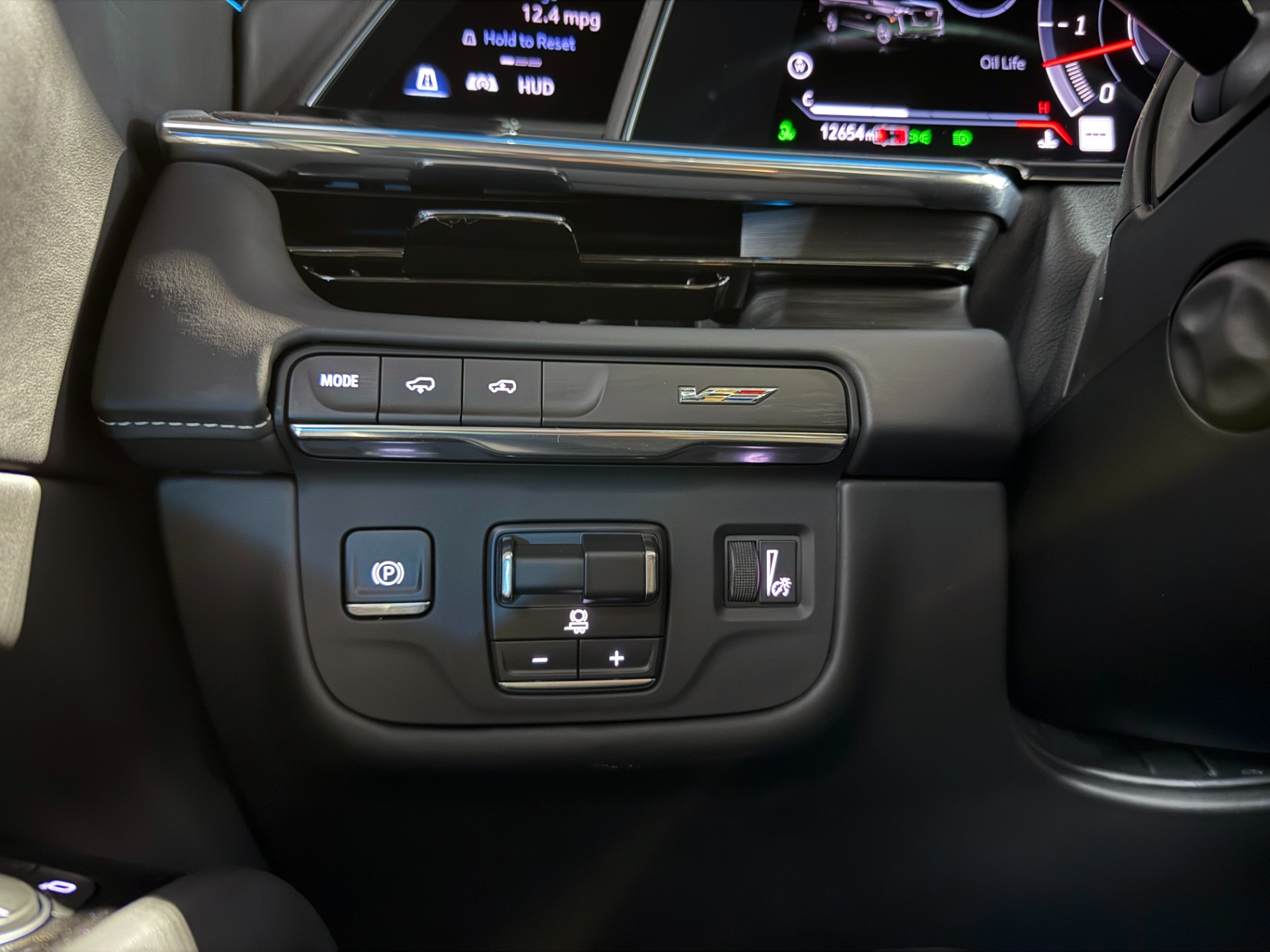 Used-2023-Cadillac-Escalade-V