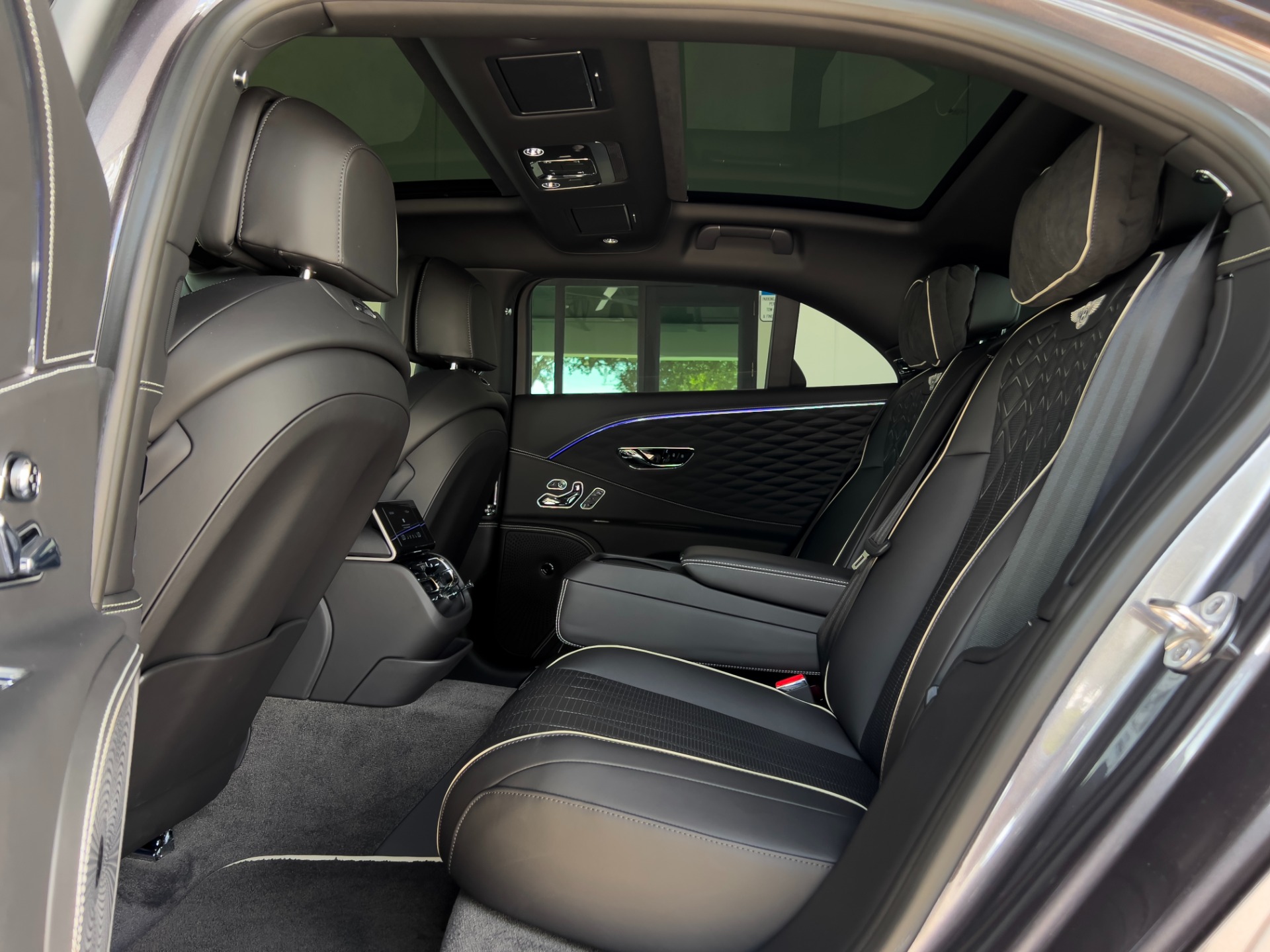 Used 2021 Bentley Flying Spur V8 For Sale ($168,900
