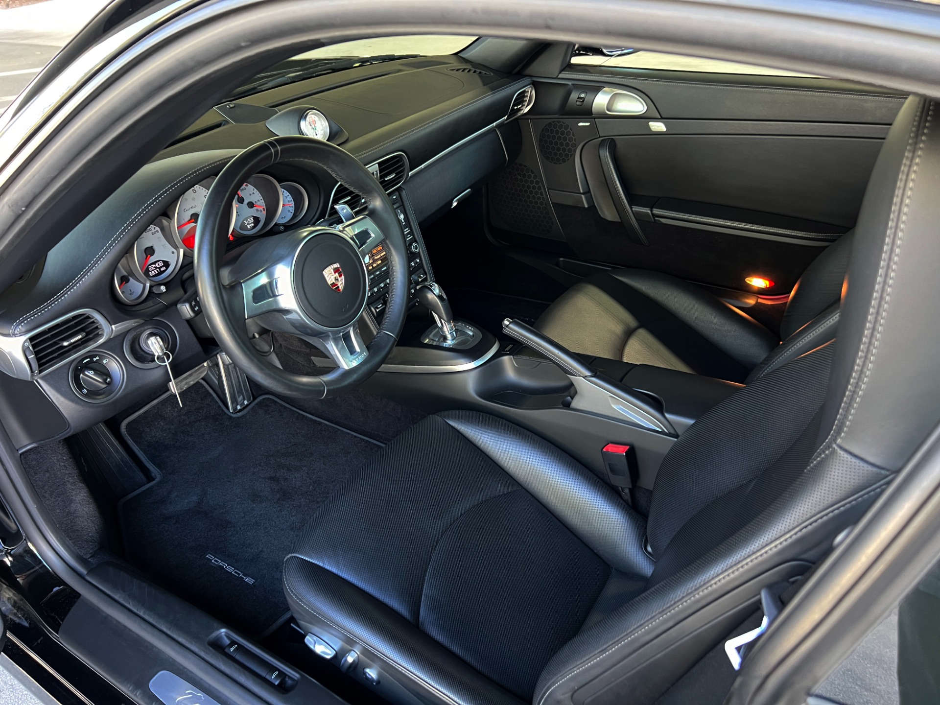 Used-2012-Porsche-911-Turbo