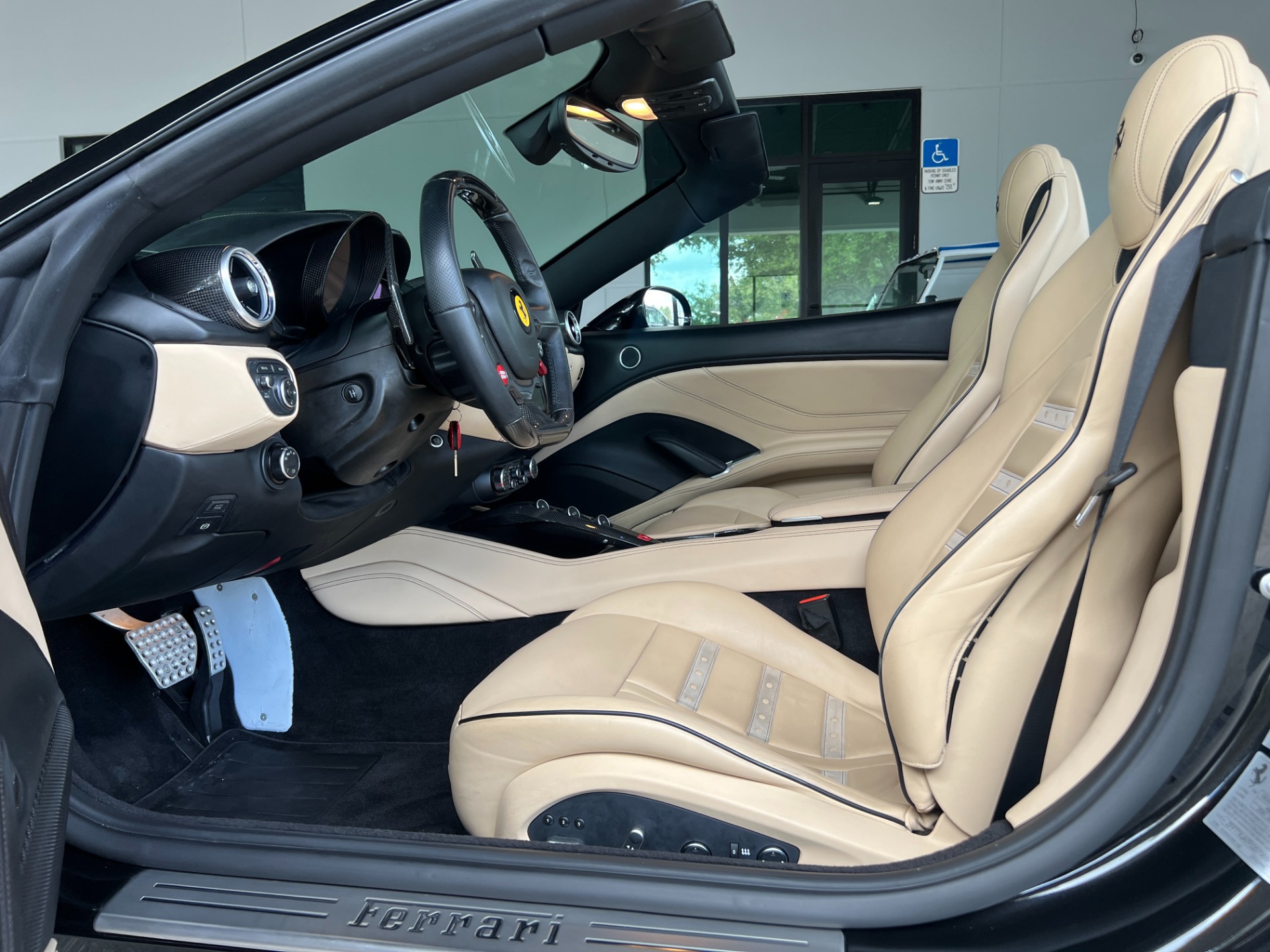 Used-2015-Ferrari-California-T