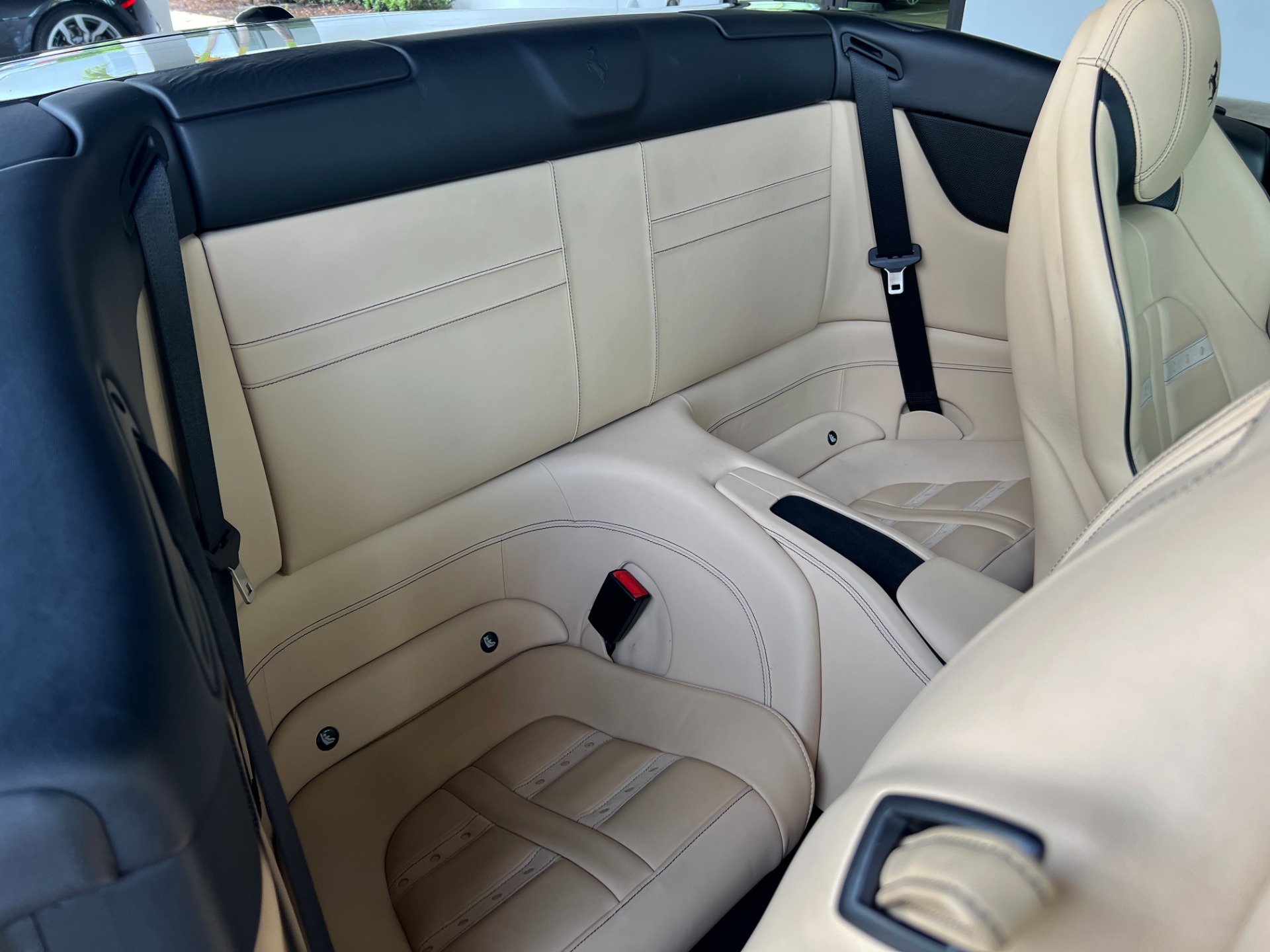 Used-2015-Ferrari-California-T