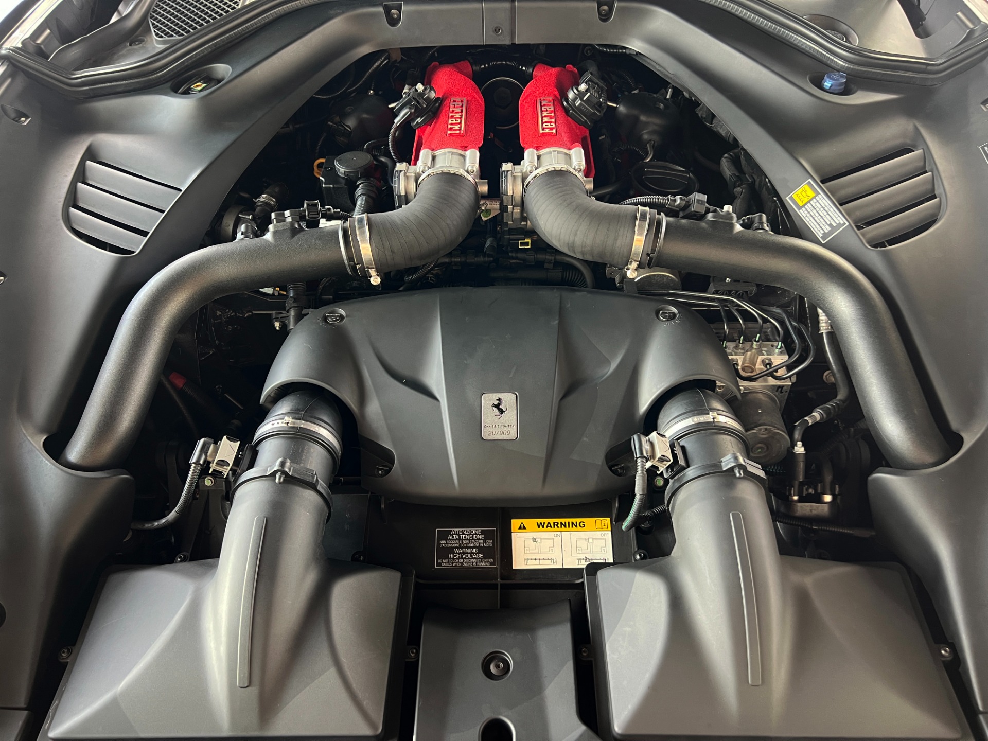 Used-2015-Ferrari-California-T