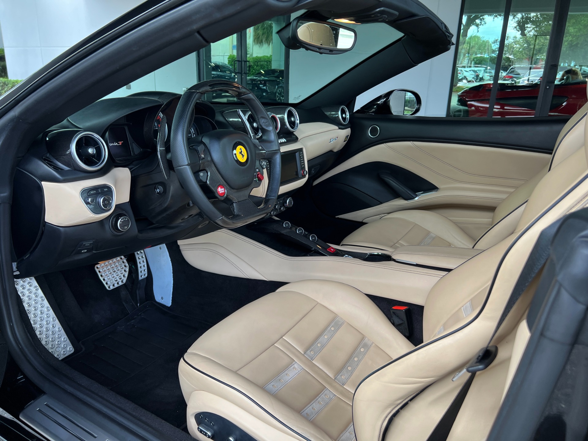 Used-2015-Ferrari-California-T