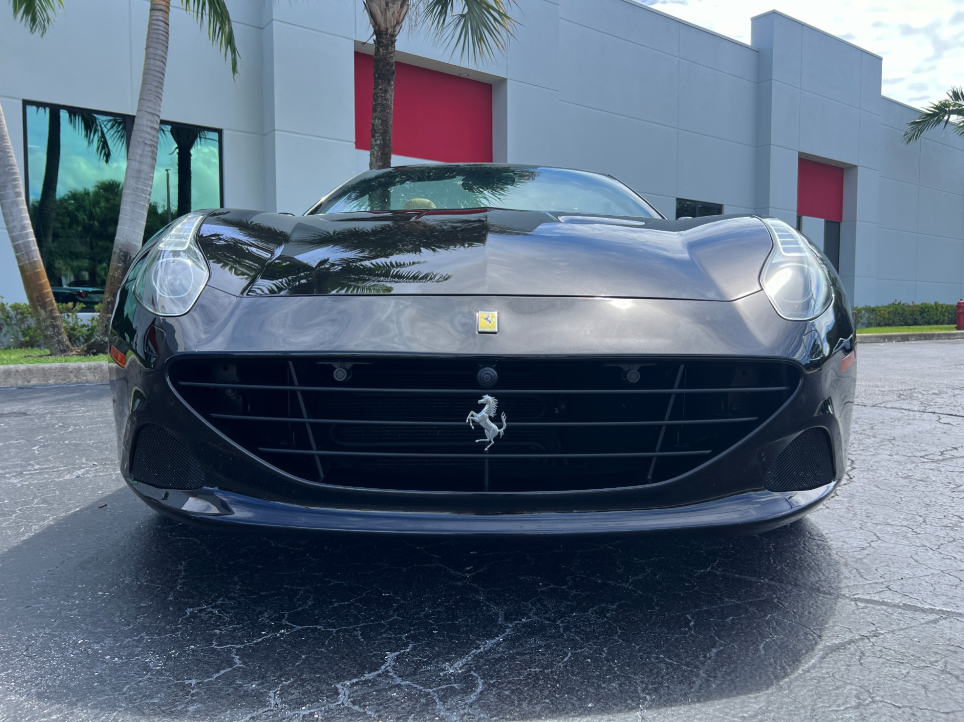 Used-2015-Ferrari-California-T