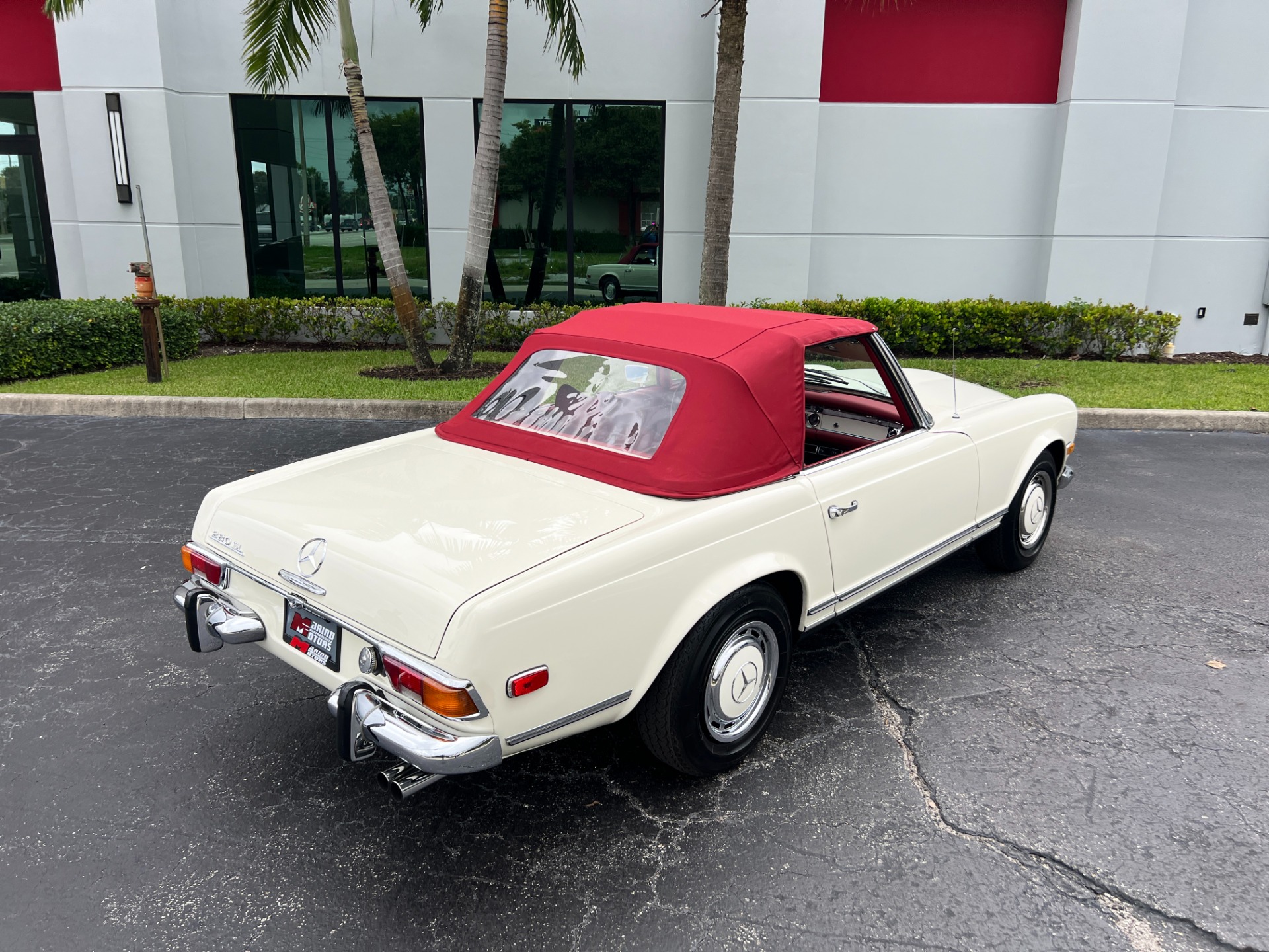 Used-1971-Mercedes-Benz-280SL