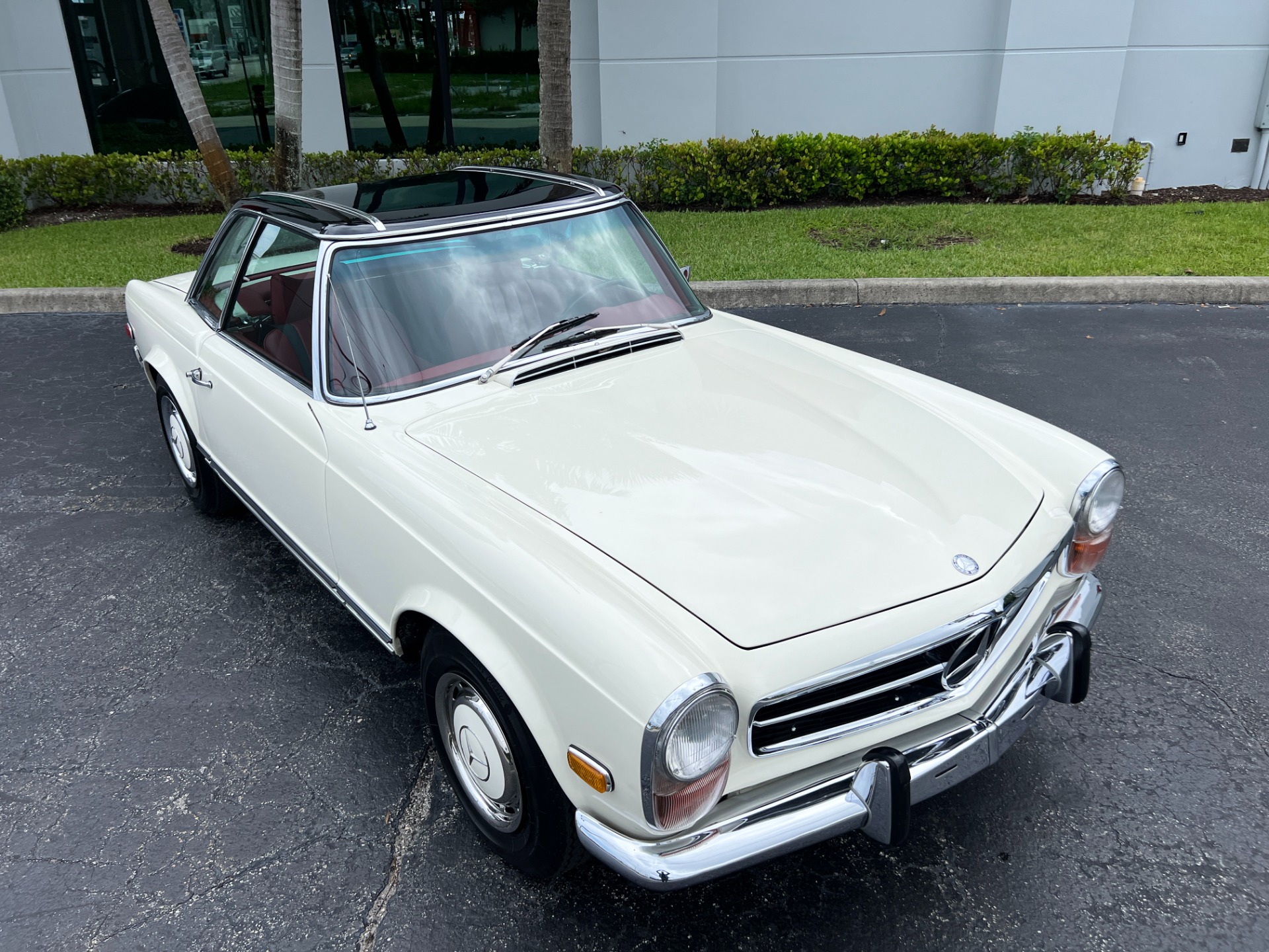 Used-1971-Mercedes-Benz-280SL