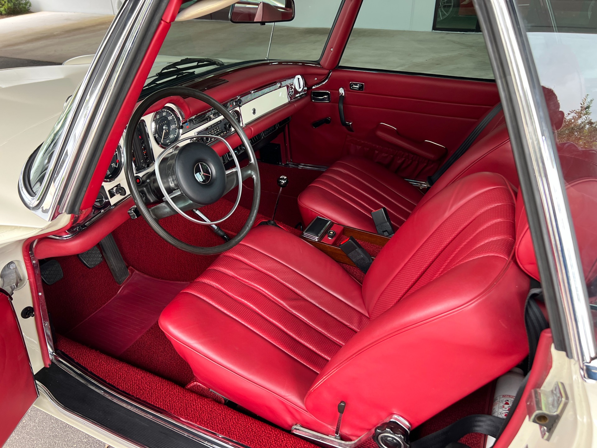 Used-1971-Mercedes-Benz-280SL