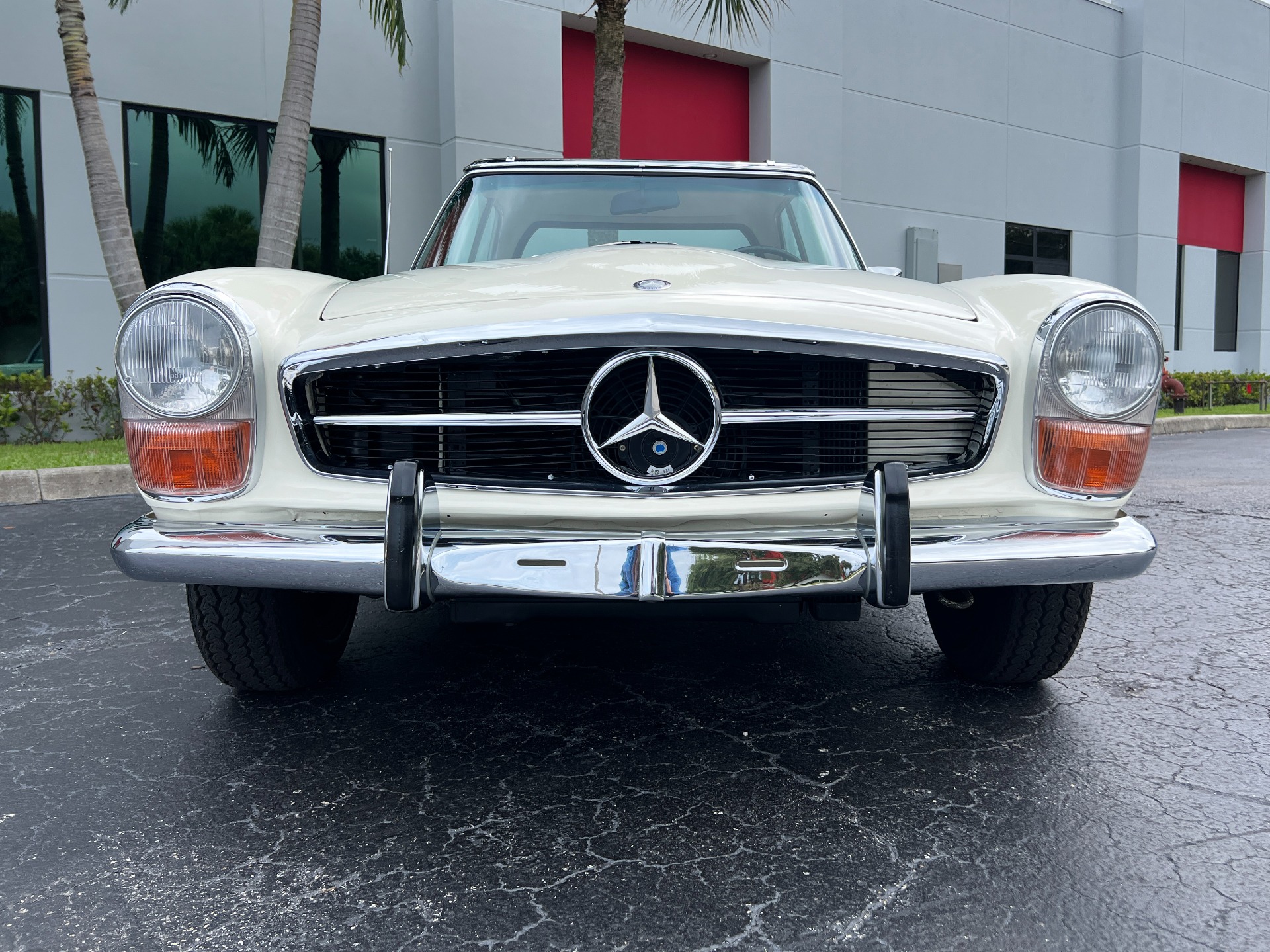 Used-1971-Mercedes-Benz-280SL