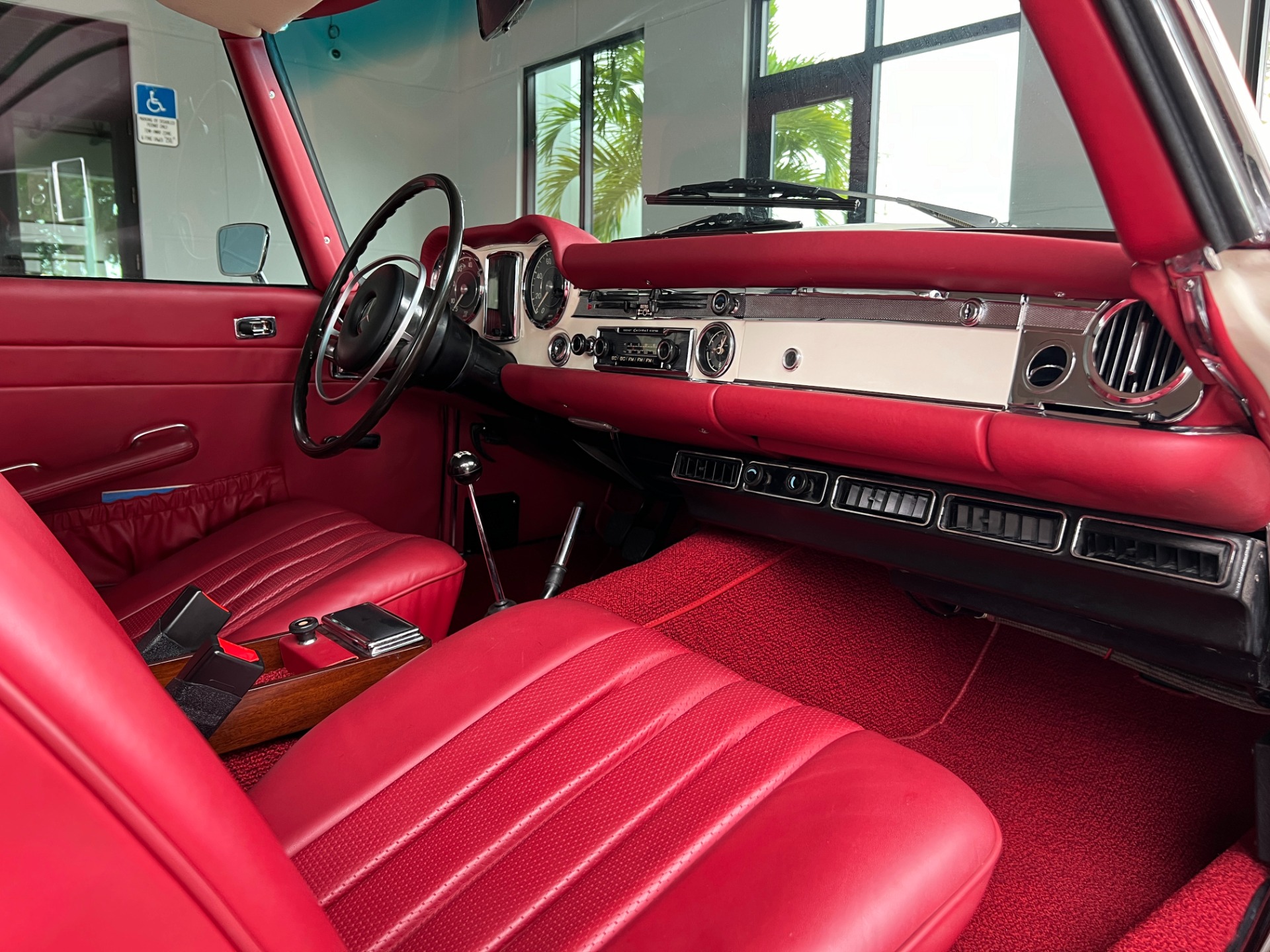 Used-1971-Mercedes-Benz-280SL
