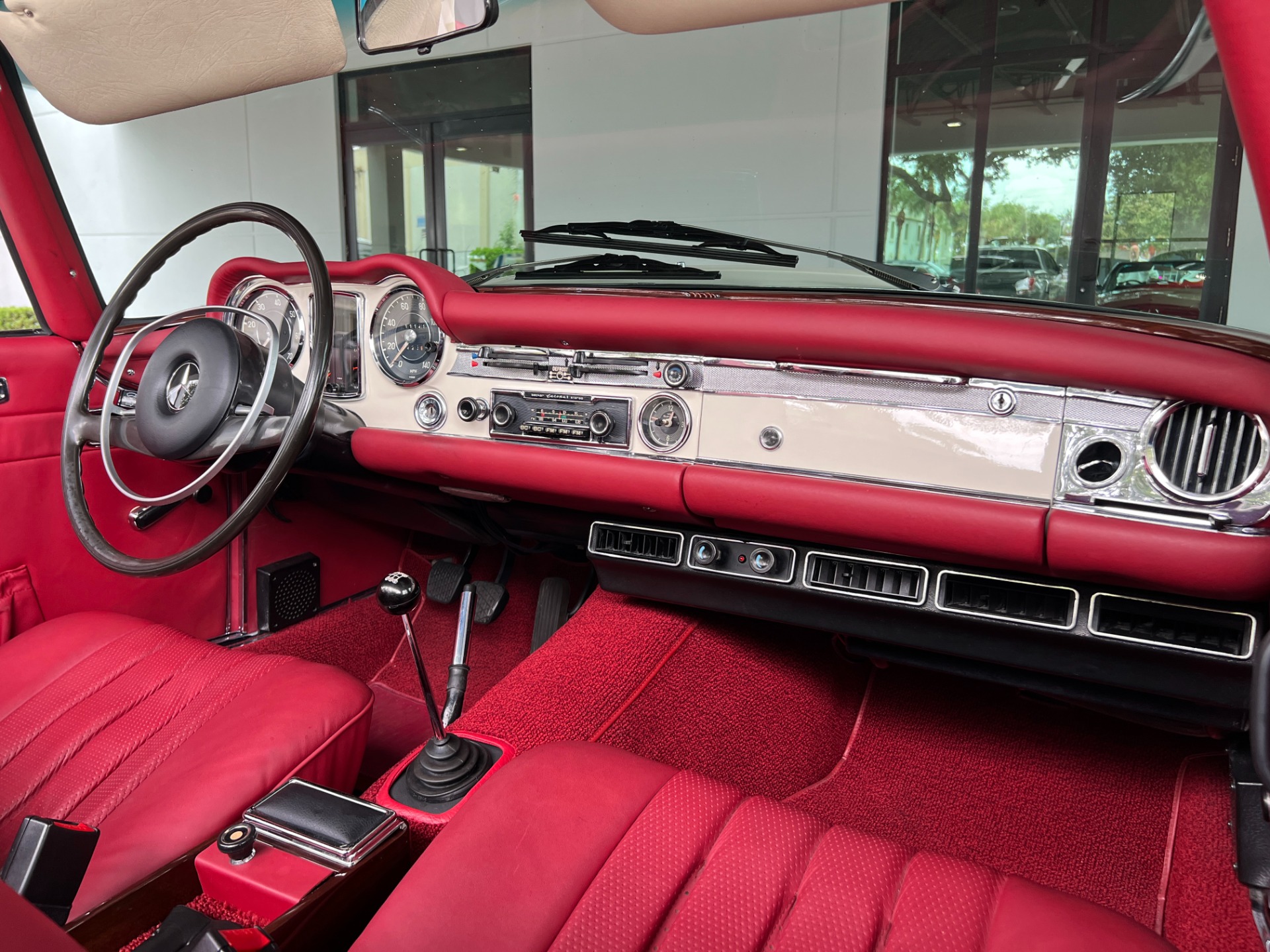 Used-1971-Mercedes-Benz-280SL
